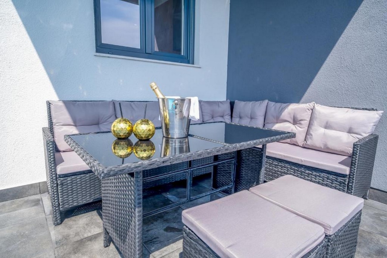 Three bedroom house with terrace Marina, Trogir  K