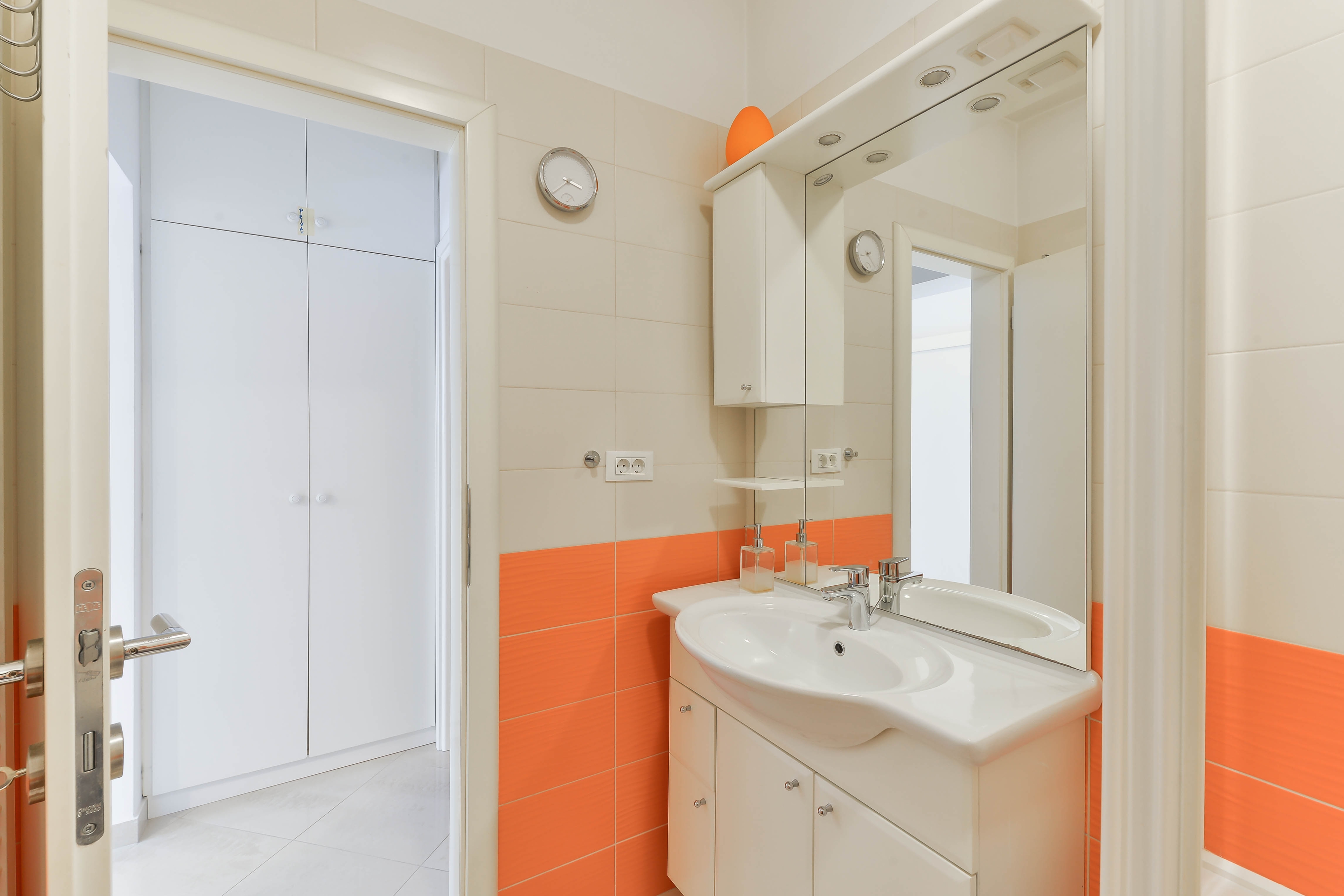 Two bedroom apartment with terrace Zadar  A-b