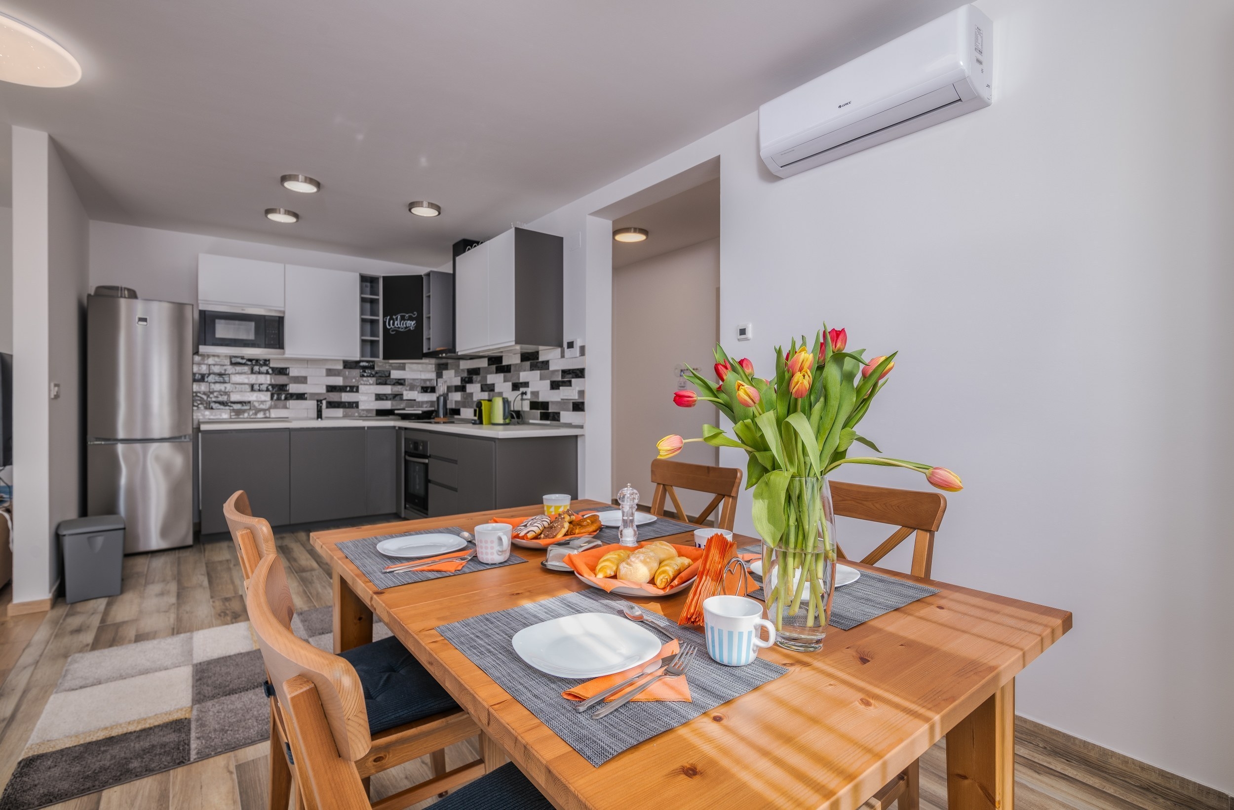 Two bedroom apartment with terrace Malinska, Krk  A-a