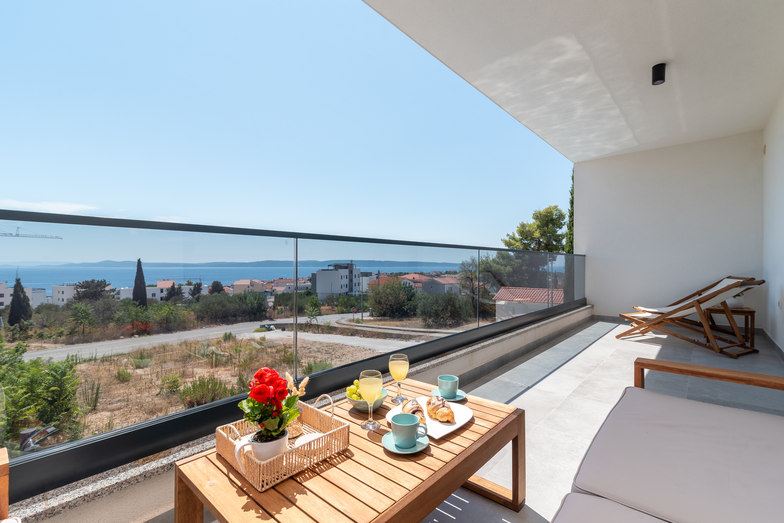 Two bedroom apartment with balcony and sea view Okrug Gornji, Čiovo  A-a