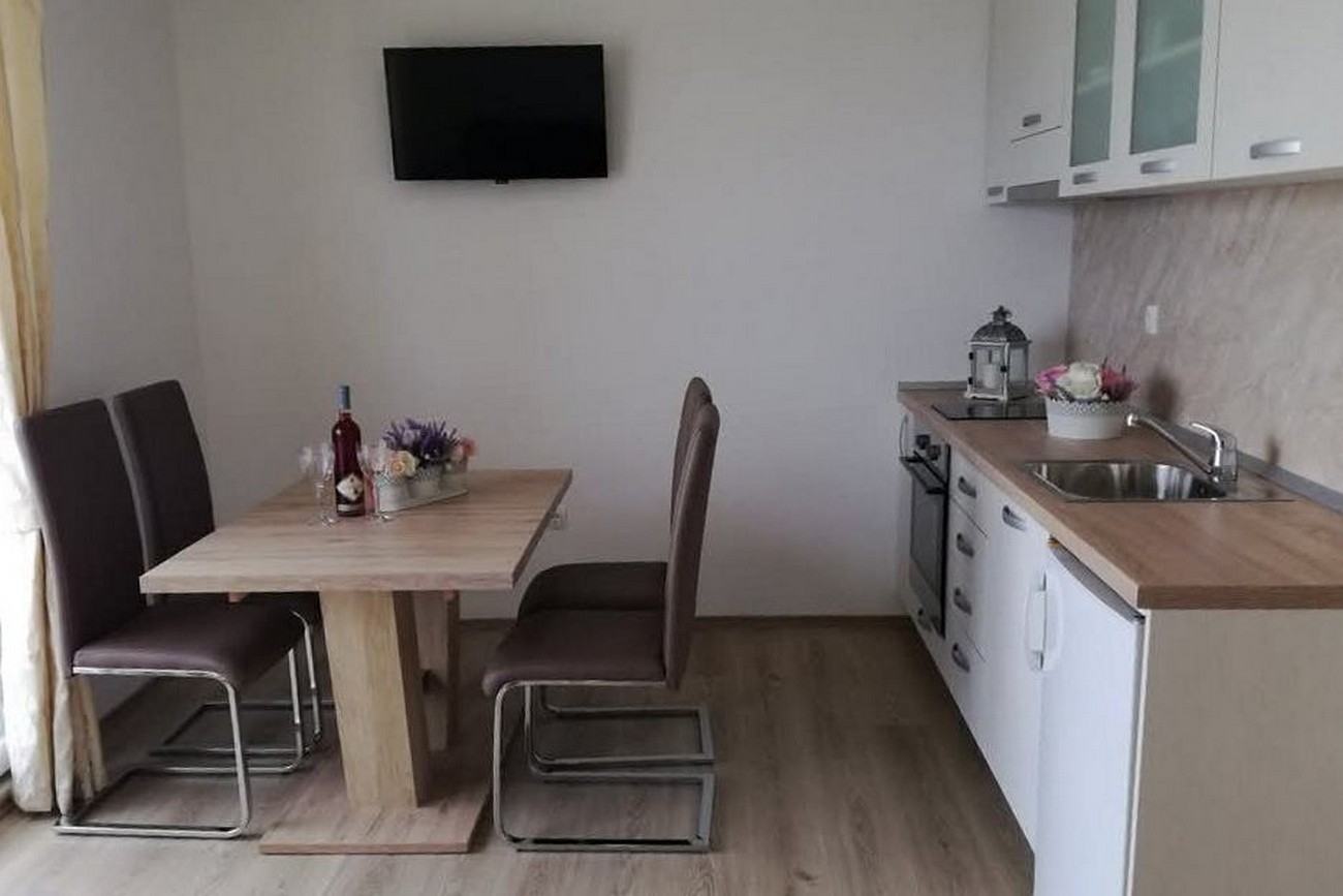 Two bedroom apartment with balcony and sea view Trpanj, Pelješac  A-b
