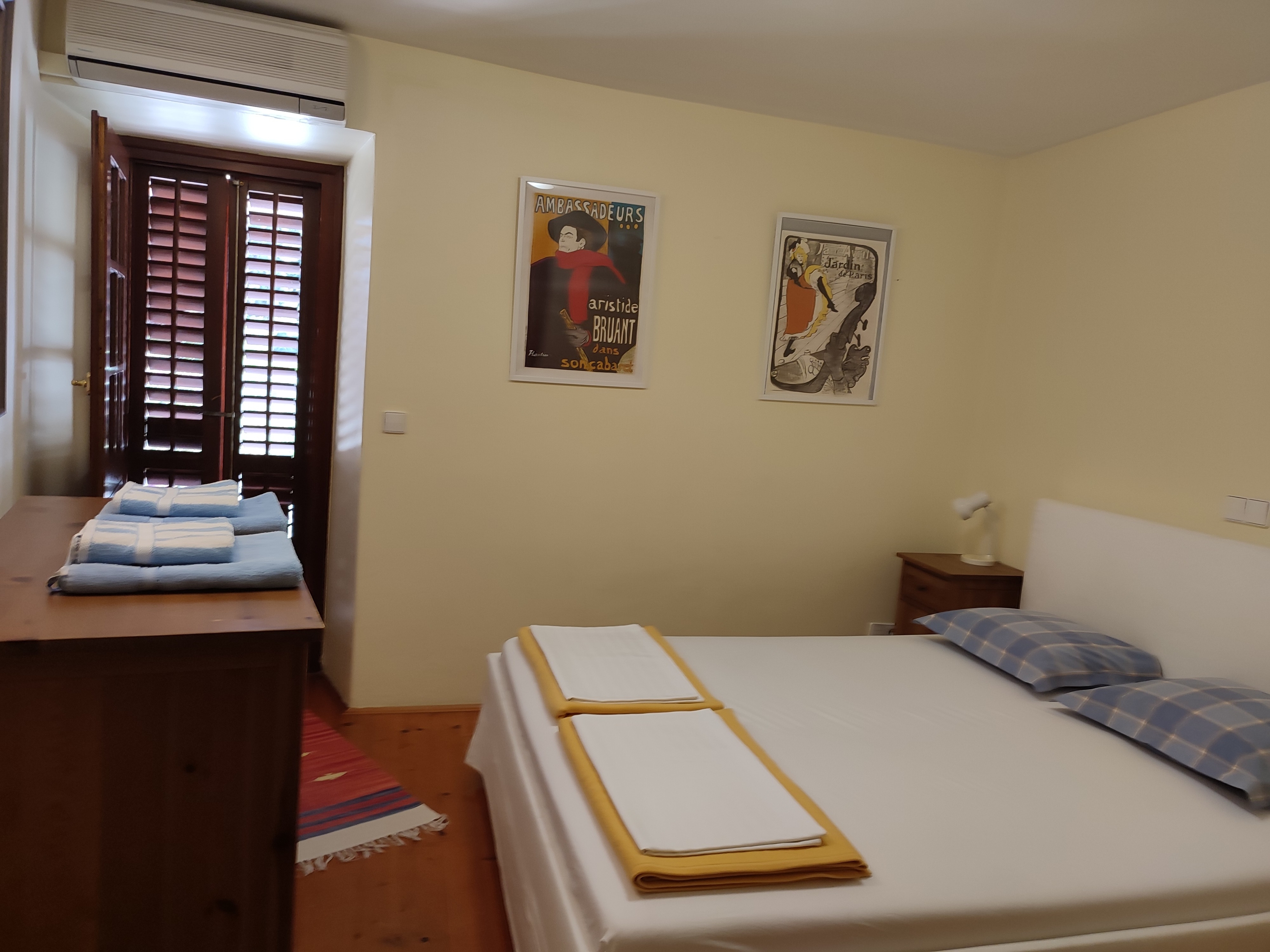 Four bedroom house with terrace Sutivan, Brač  K