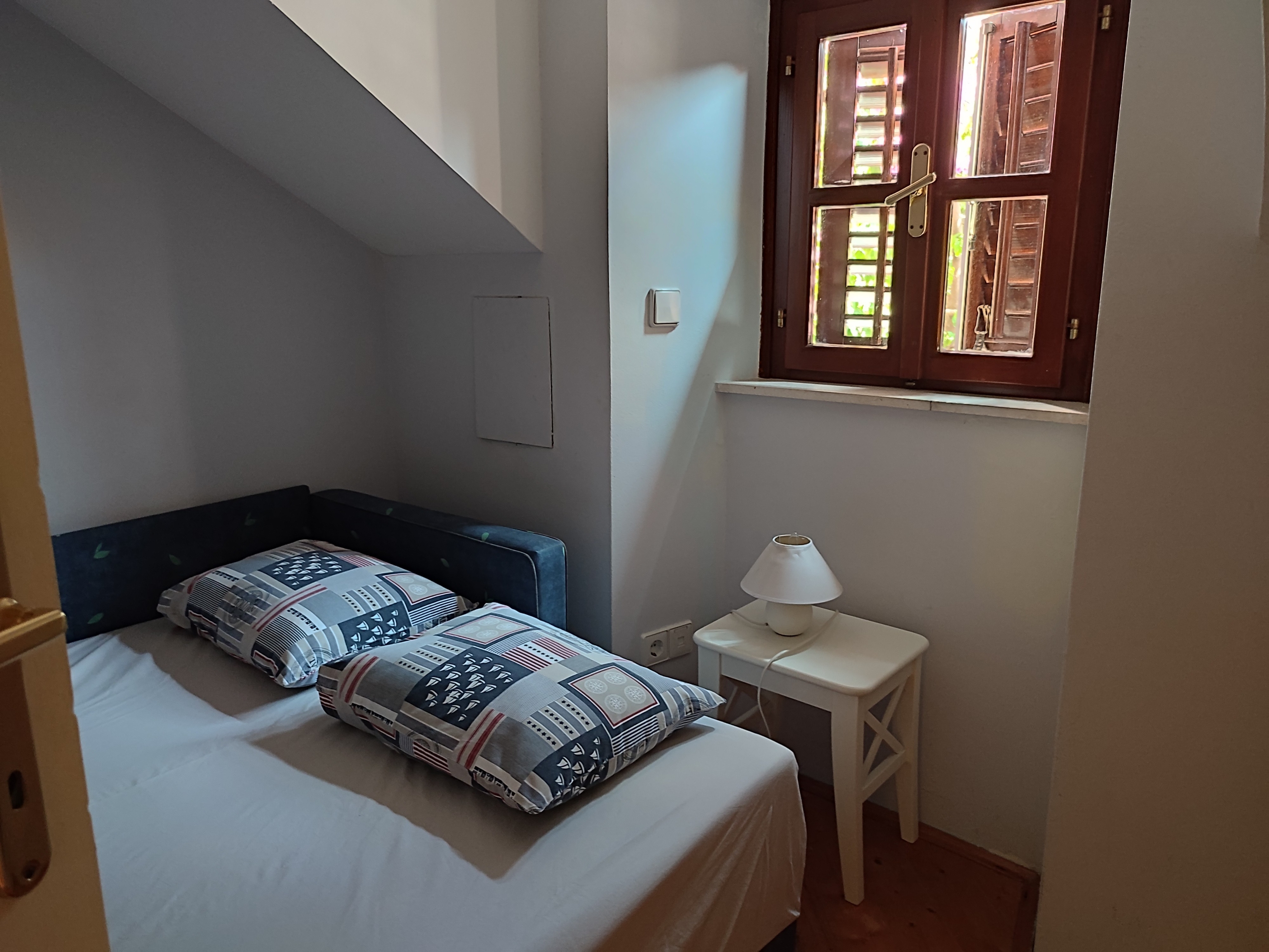 Four bedroom house with terrace Sutivan, Brač  K