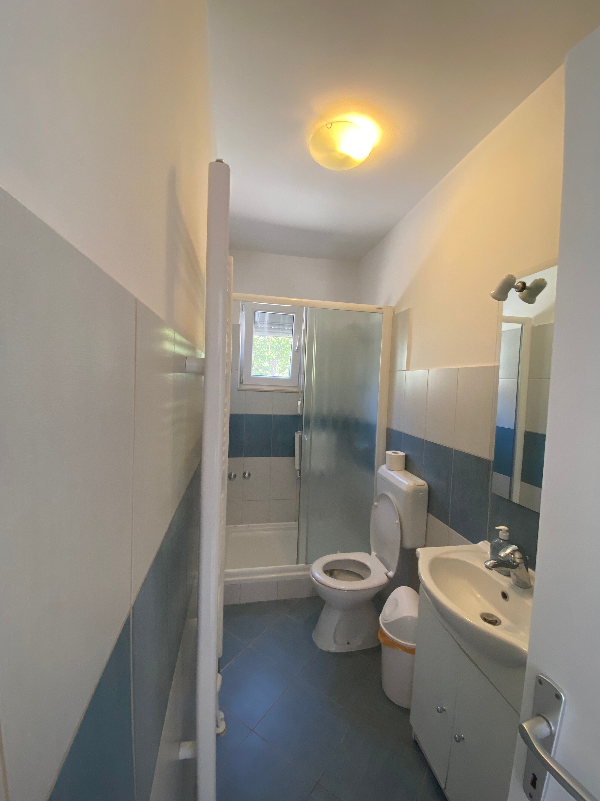 Three bedroom apartment with balcony and sea view Brodarica, Šibenik  A-a