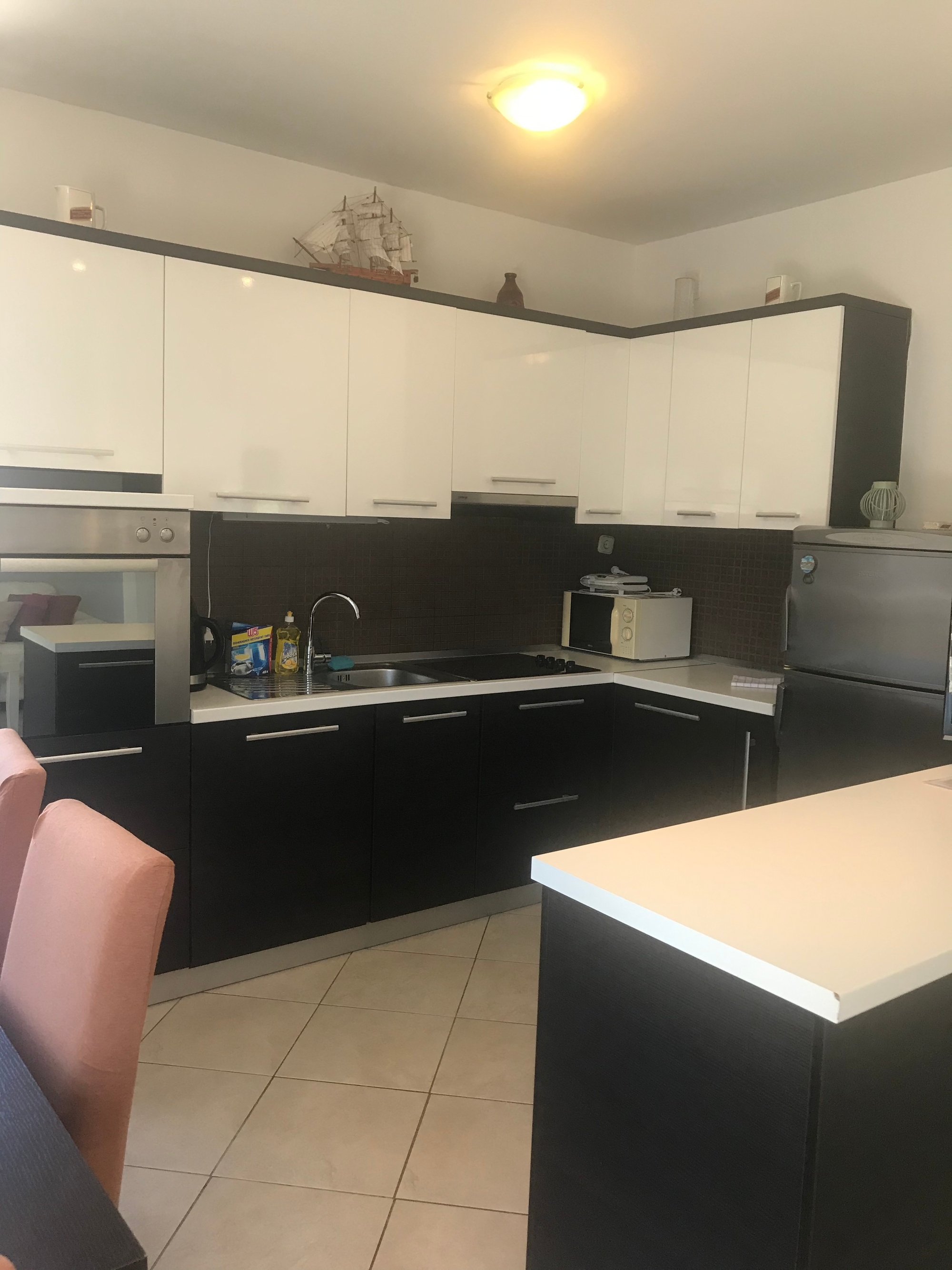 Three bedroom apartment with balcony and sea view Brodarica, Šibenik  A-a