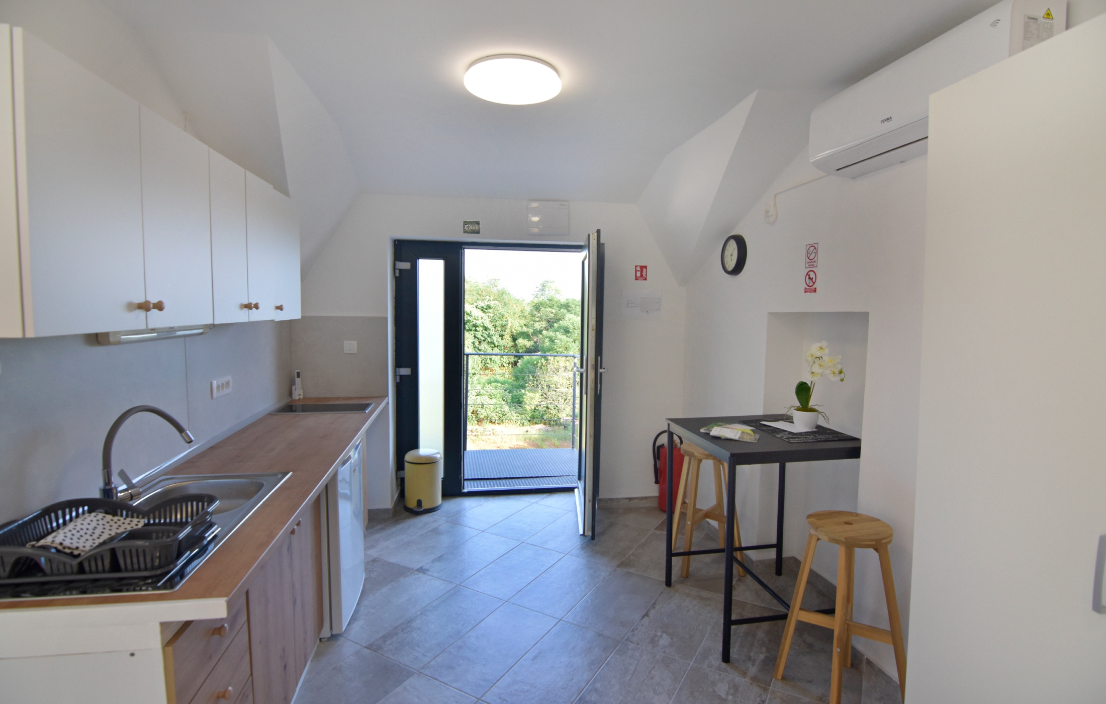 Studio flat with terrace Plovanija, Central Istria - Središnja Istra (AS-23660-b)