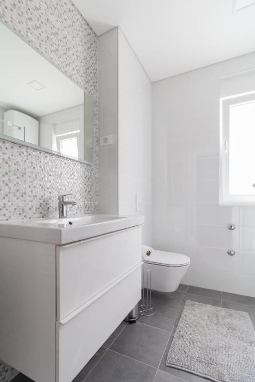 Two bedroom apartment near beach Nin, Zadar  A-a