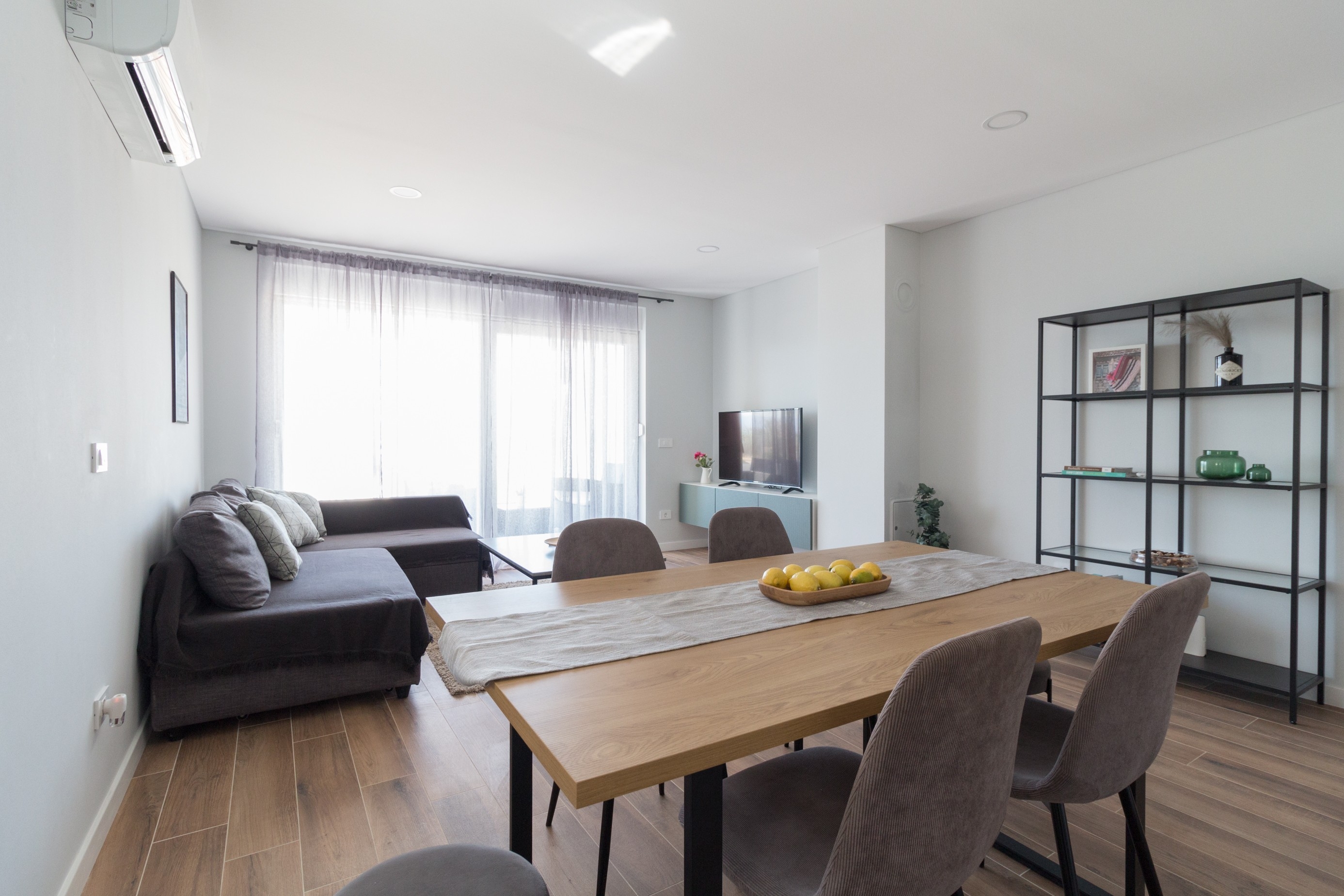 Two bedroom apartment near beach Nin, Zadar  A-a