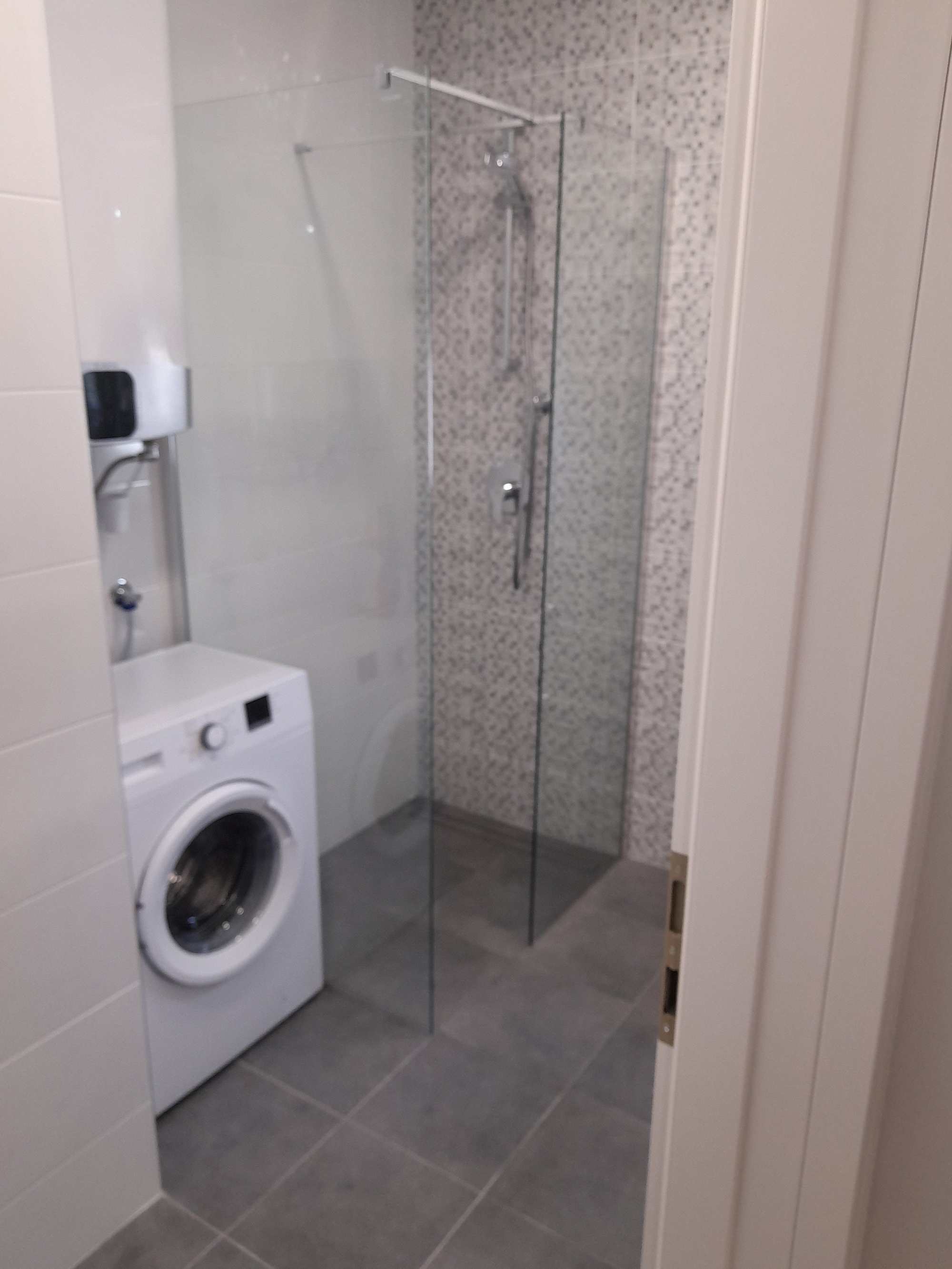 Two bedroom apartment near beach Nin, Zadar  A-b