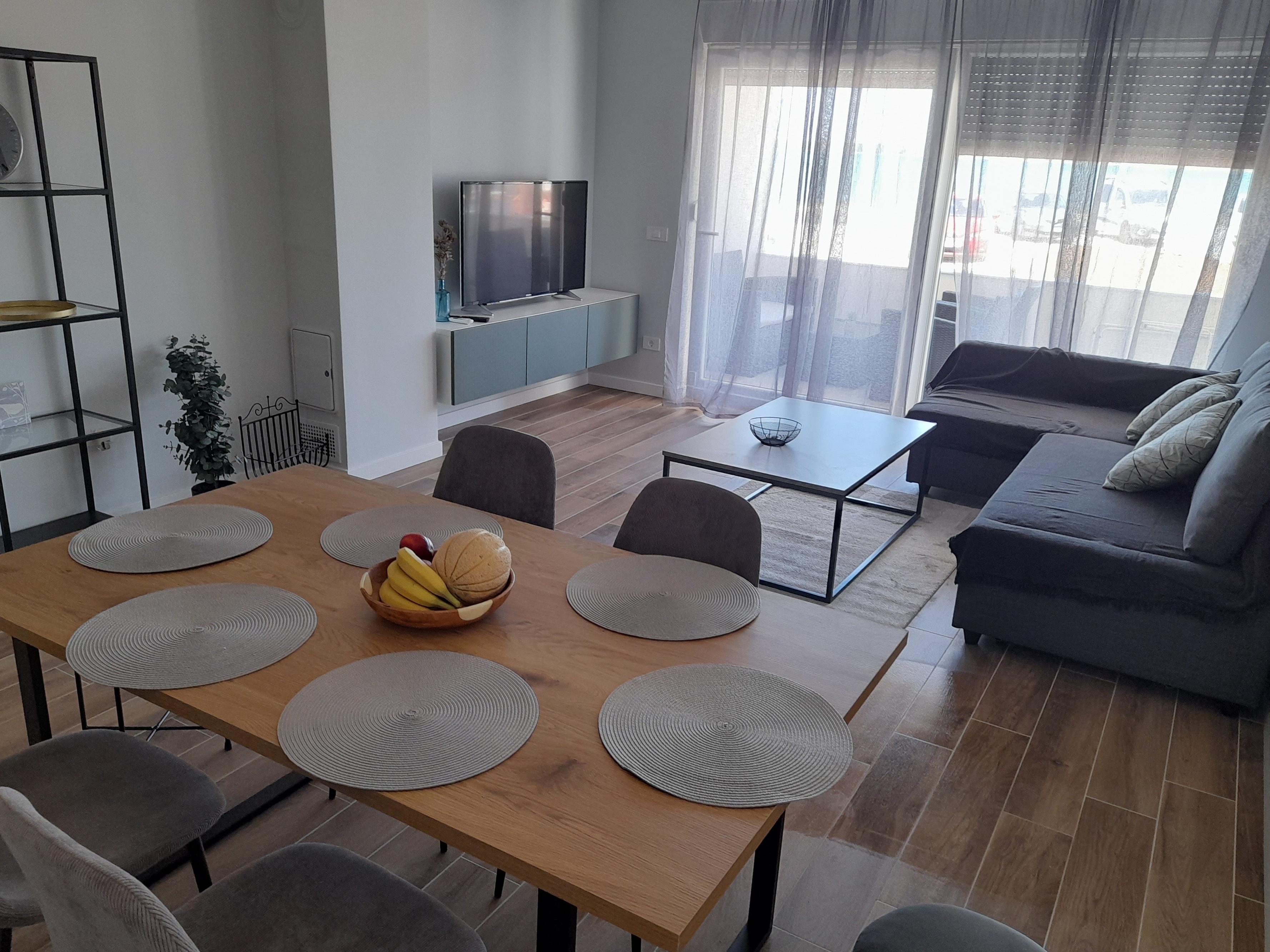 Two bedroom apartment near beach Nin, Zadar  A-b