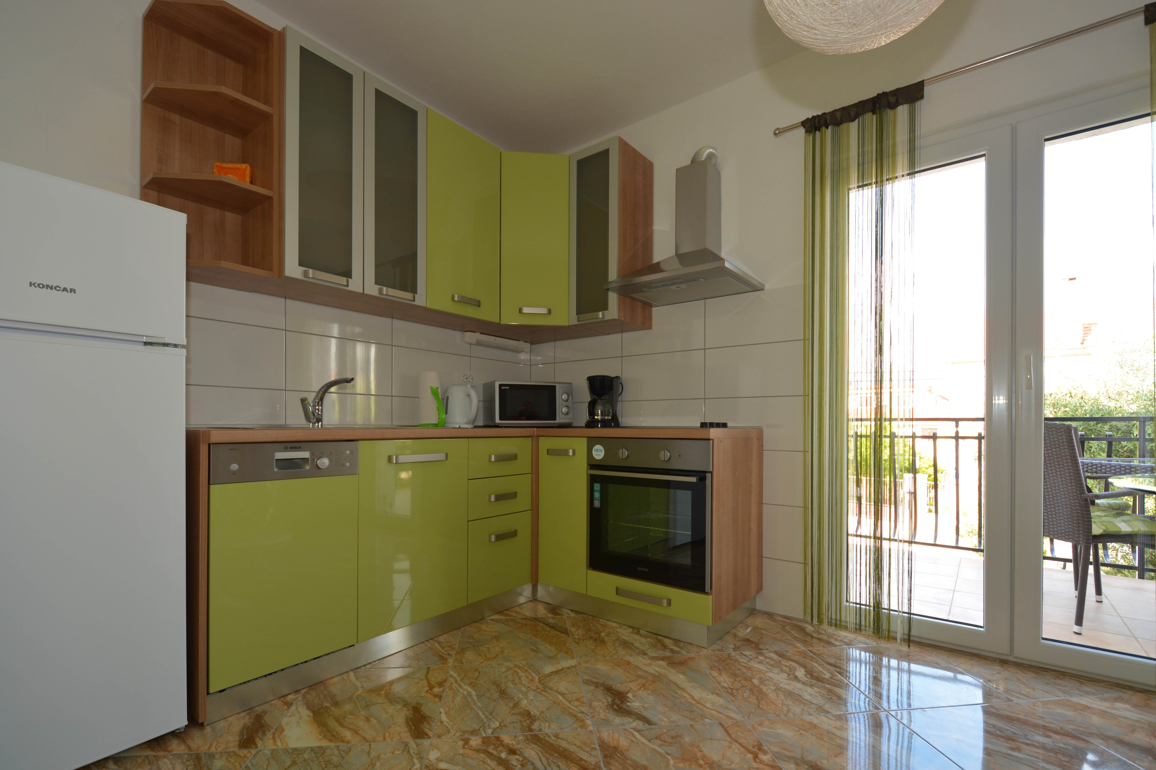 Two bedroom apartment with terrace Okrug Gornji, Čiovo  A-c