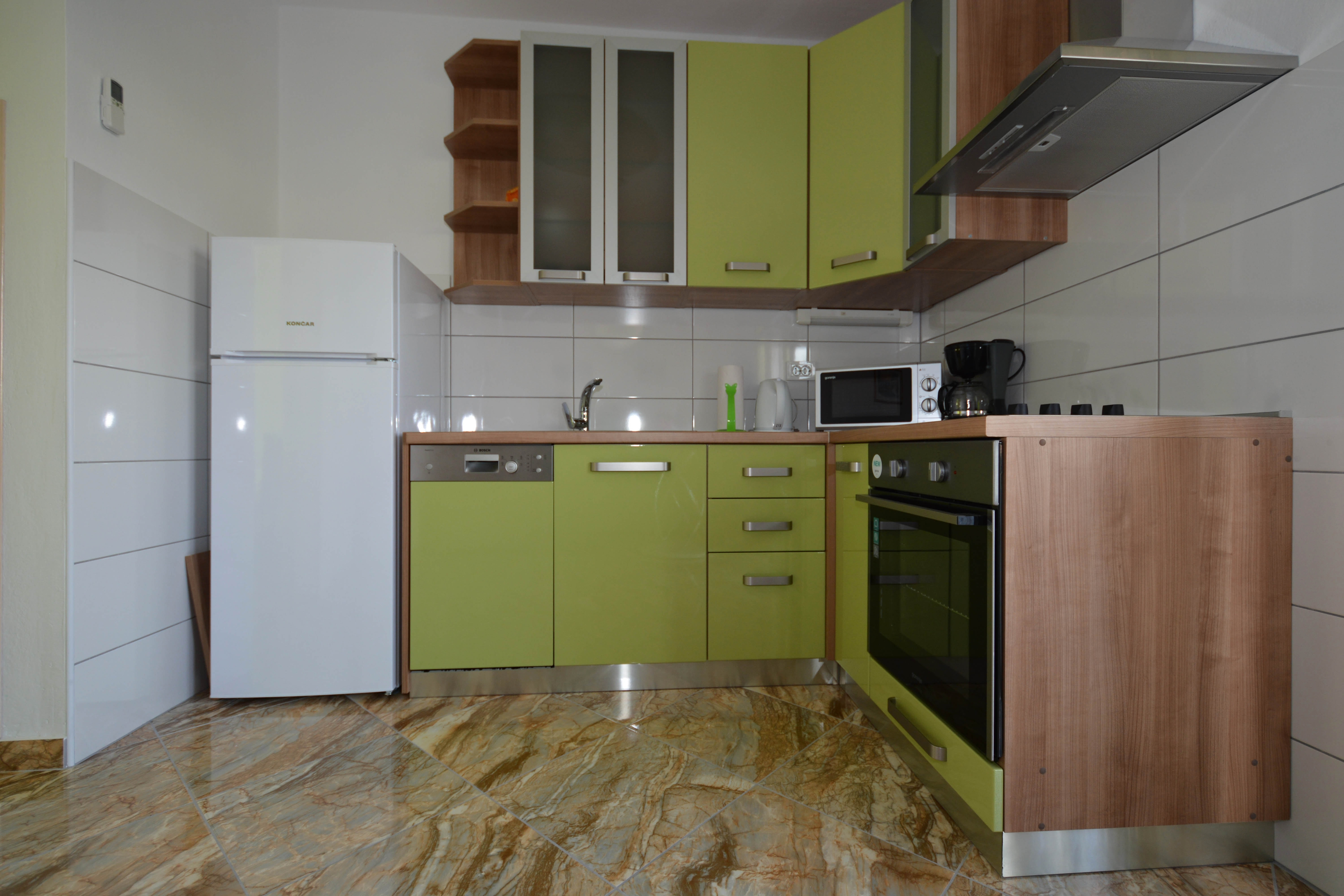 Two bedroom apartment with terrace Okrug Gornji, Čiovo  A-c