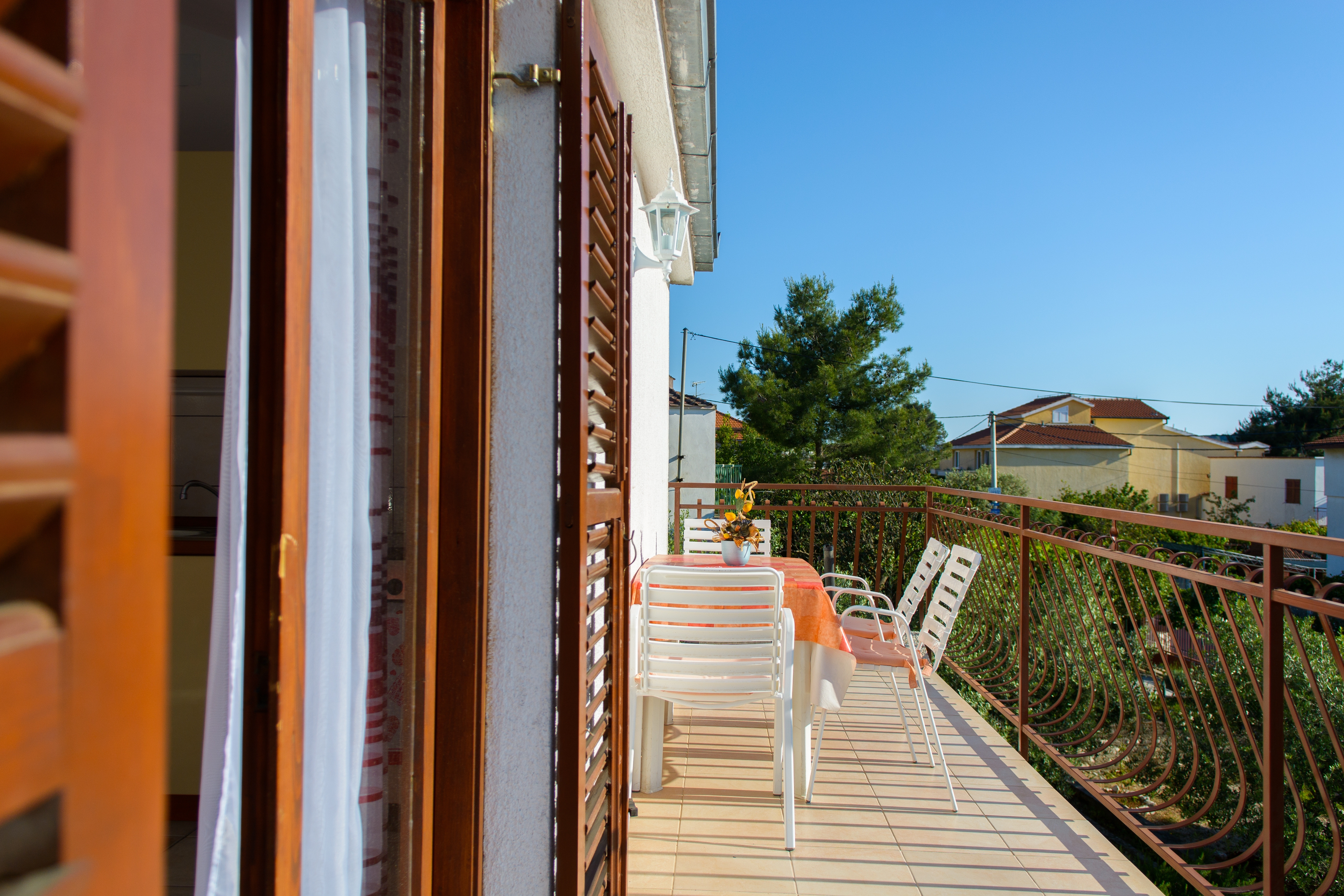 Two bedroom apartment with balcony and sea view Okrug Gornji, Čiovo  A-d