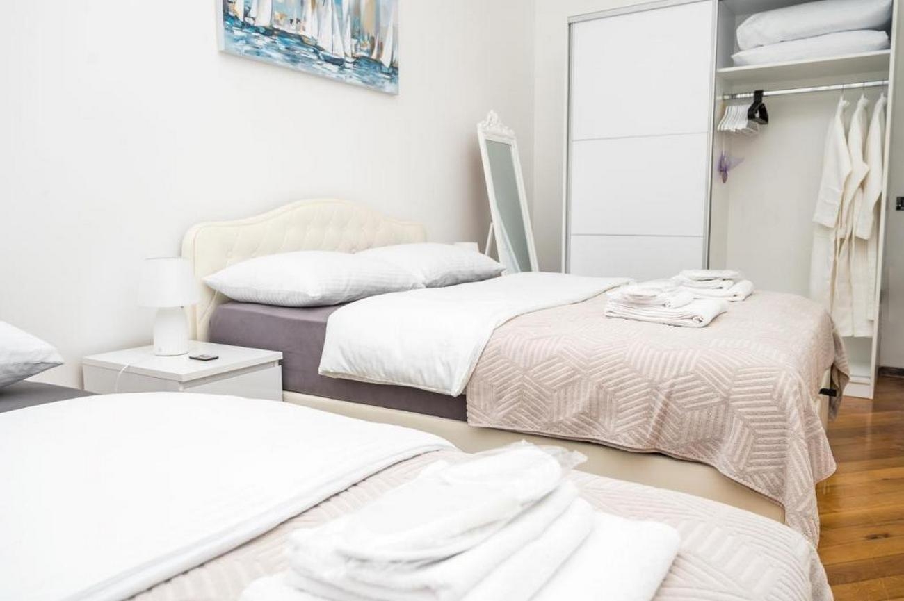 Two bedroom apartment with balcony Zagreb  A-a