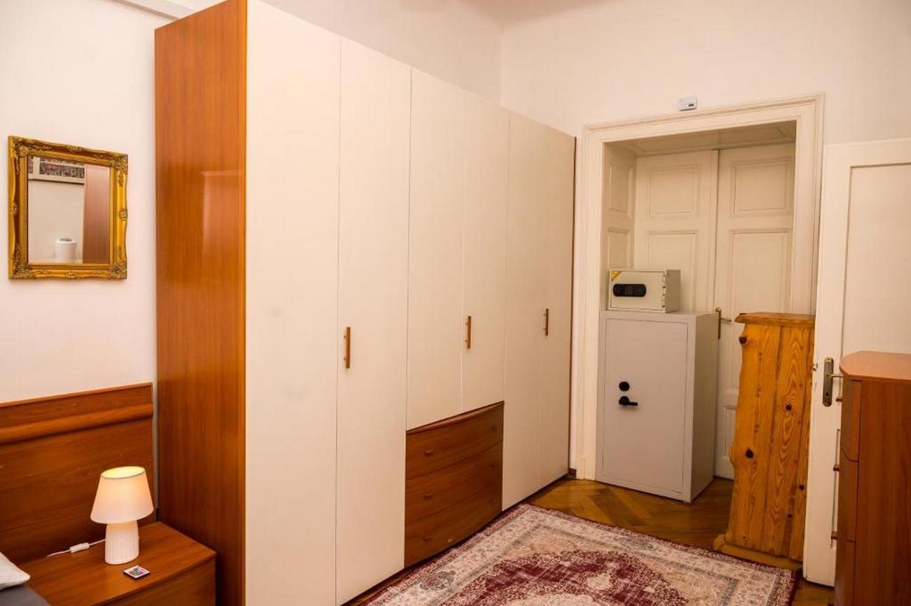 Two bedroom apartment with balcony Zagreb  A-a