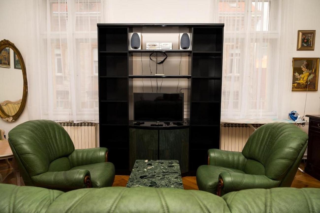 Two bedroom apartment with balcony Zagreb  A-a