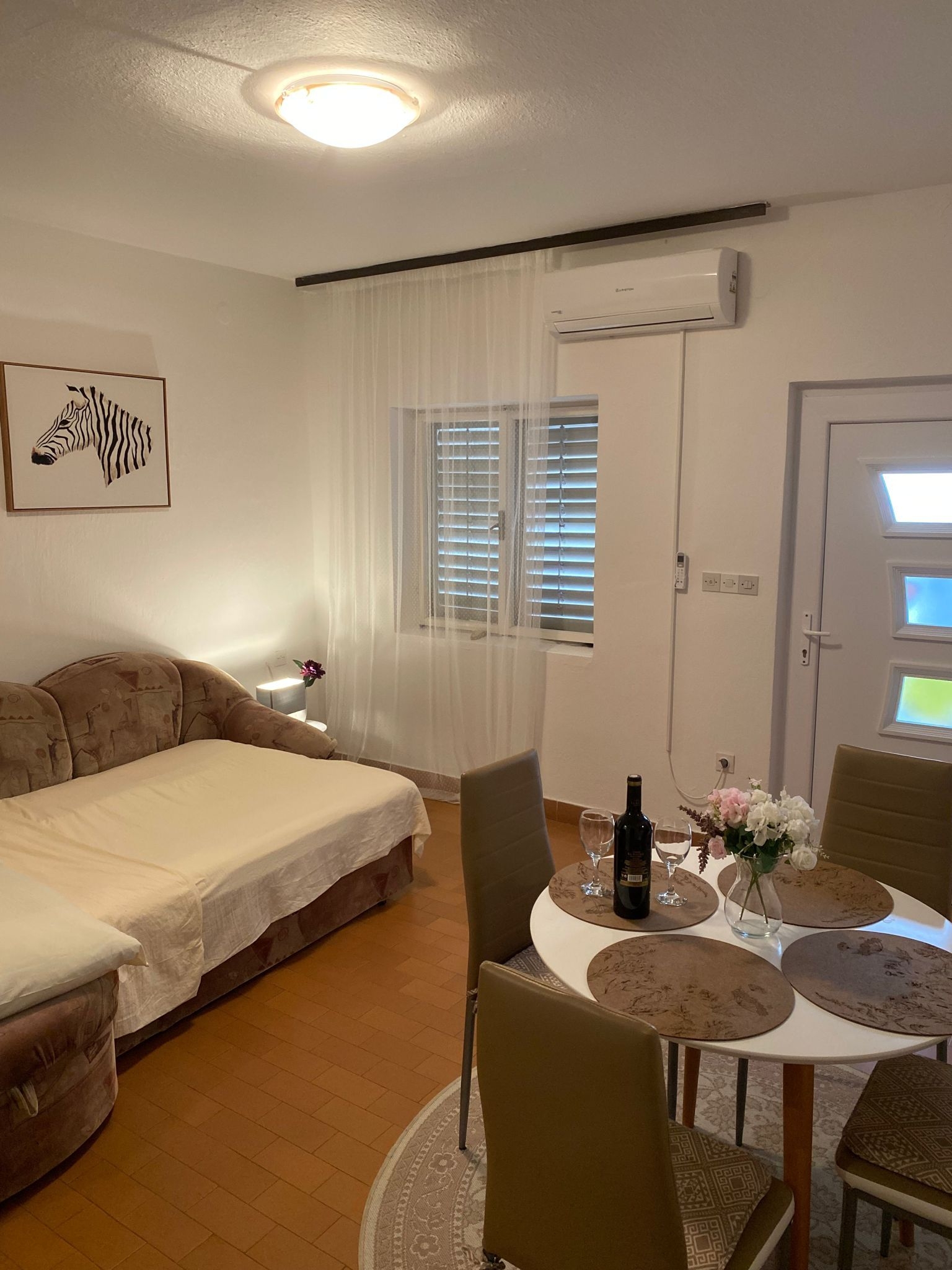 One bedroom apartment with terrace Marina, Trogir (A-23667-b) One bedroom apartment with terrace Marina, Trogir (A-23667-b)