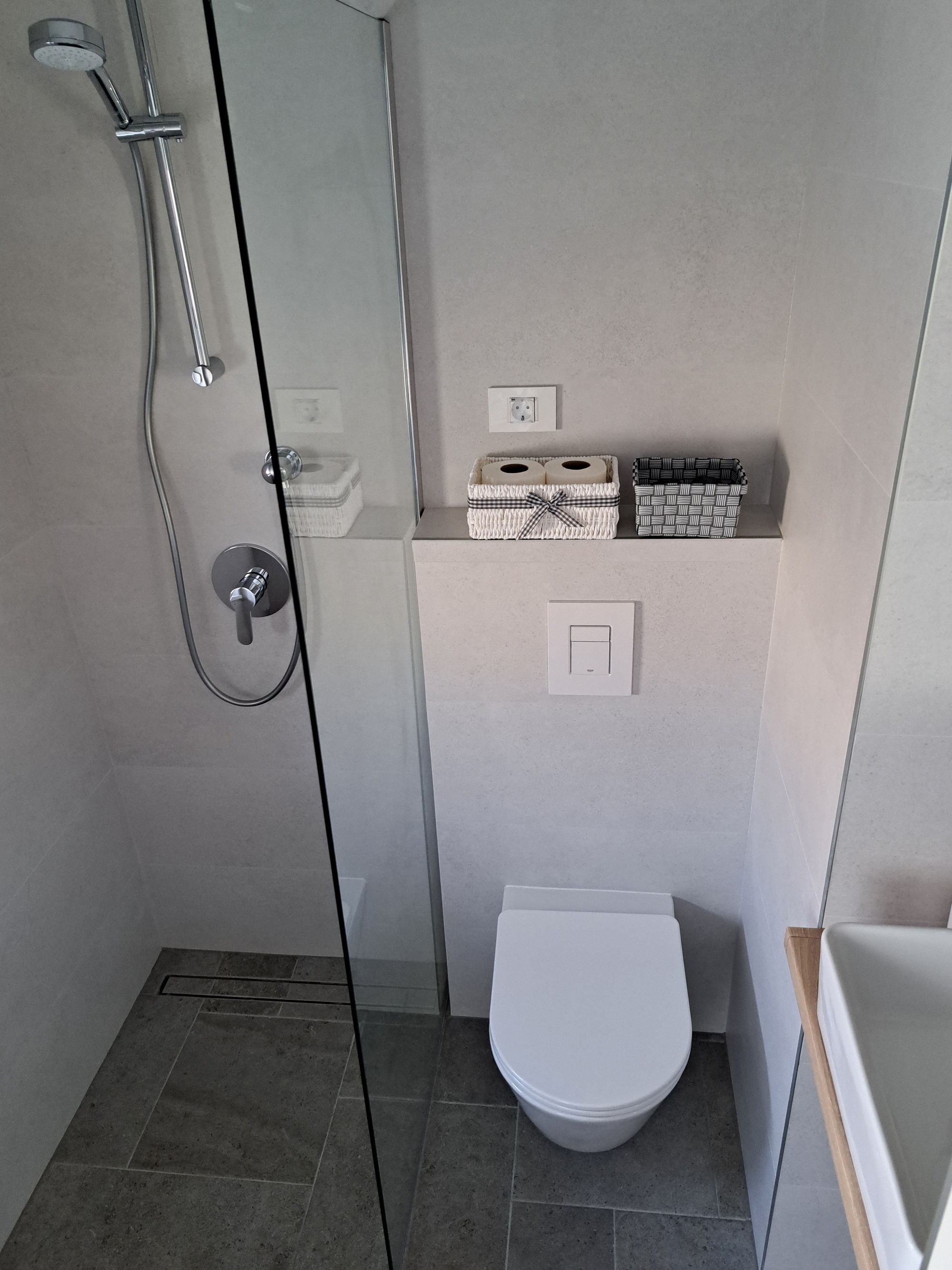 Two bedroom apartment near beach Nin, Zadar  A-a
