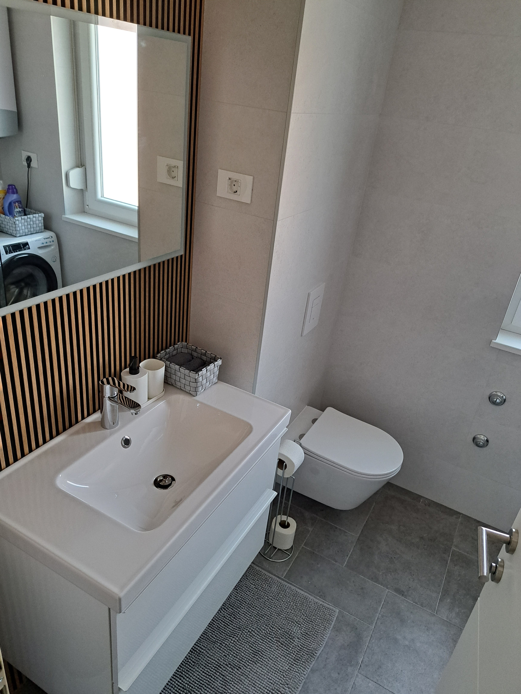 Two bedroom apartment near beach Nin, Zadar  A-a