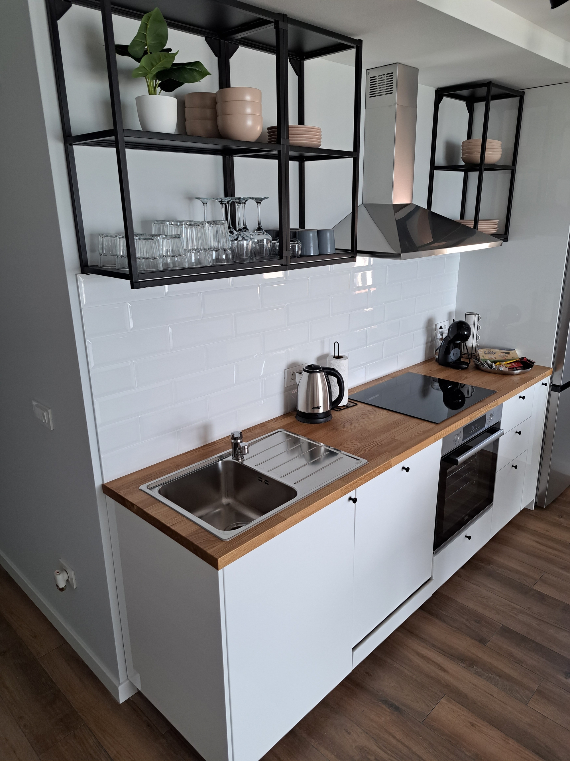Two bedroom apartment near beach Nin, Zadar  A-a