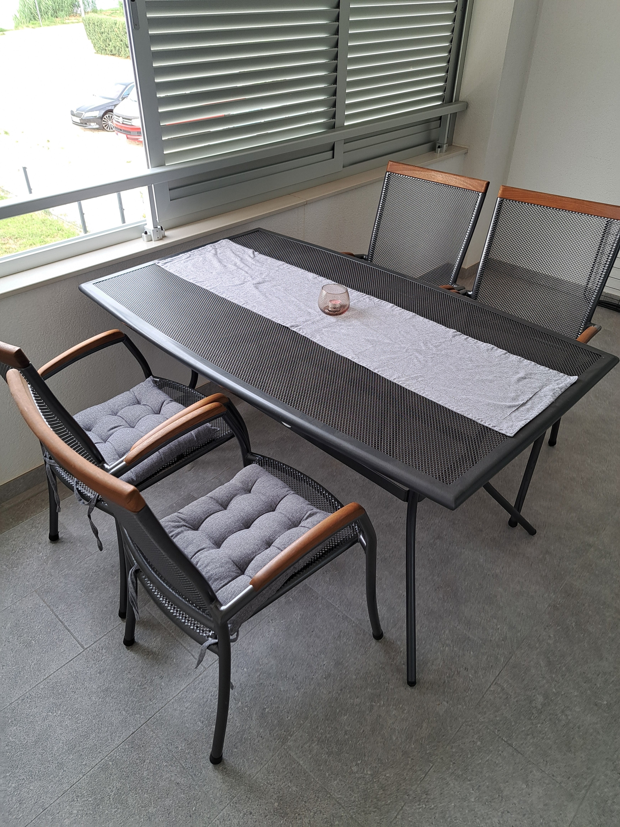 Two bedroom apartment near beach Nin, Zadar  A-b