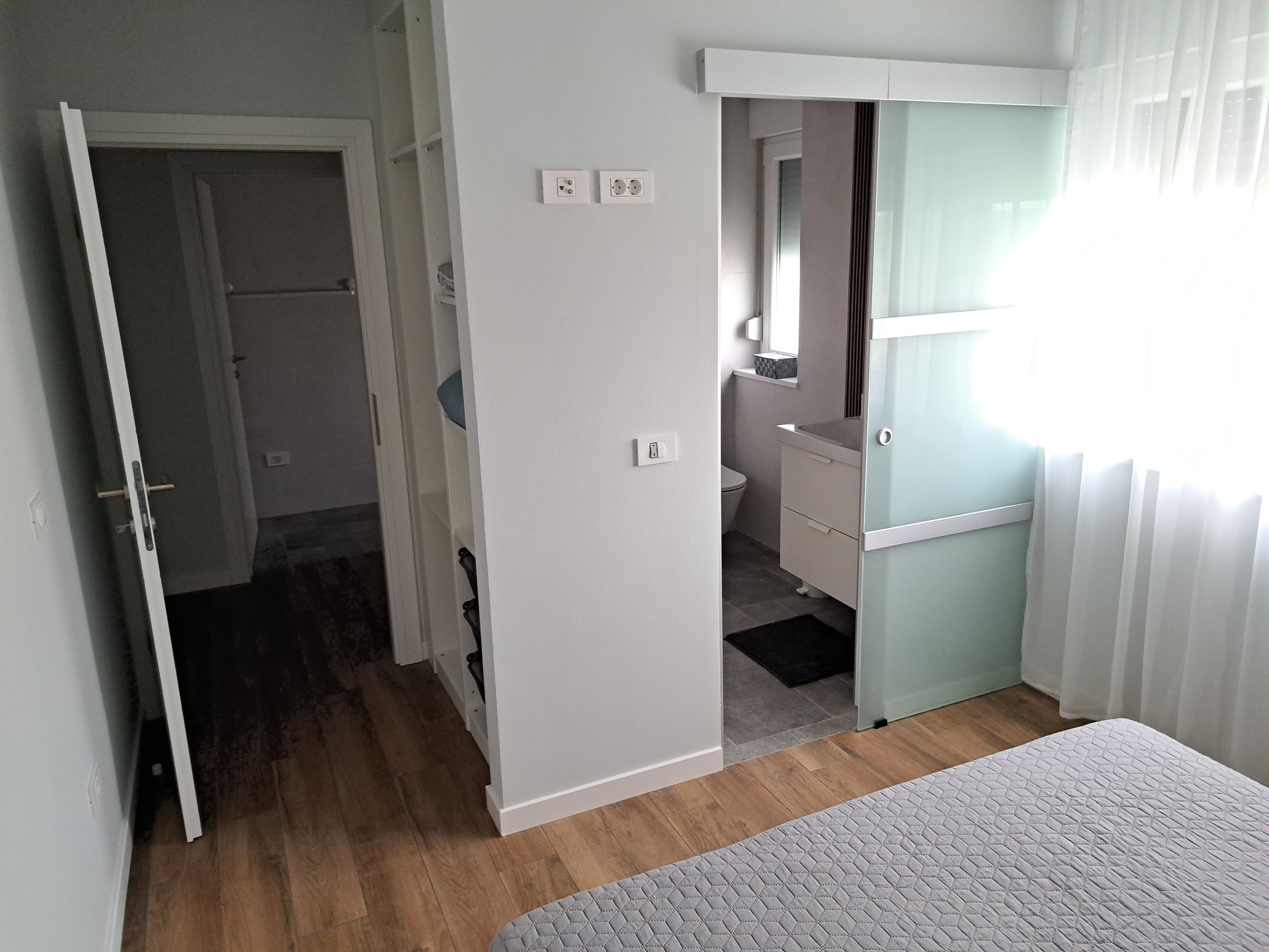 Two bedroom apartment near beach Nin, Zadar  A-b