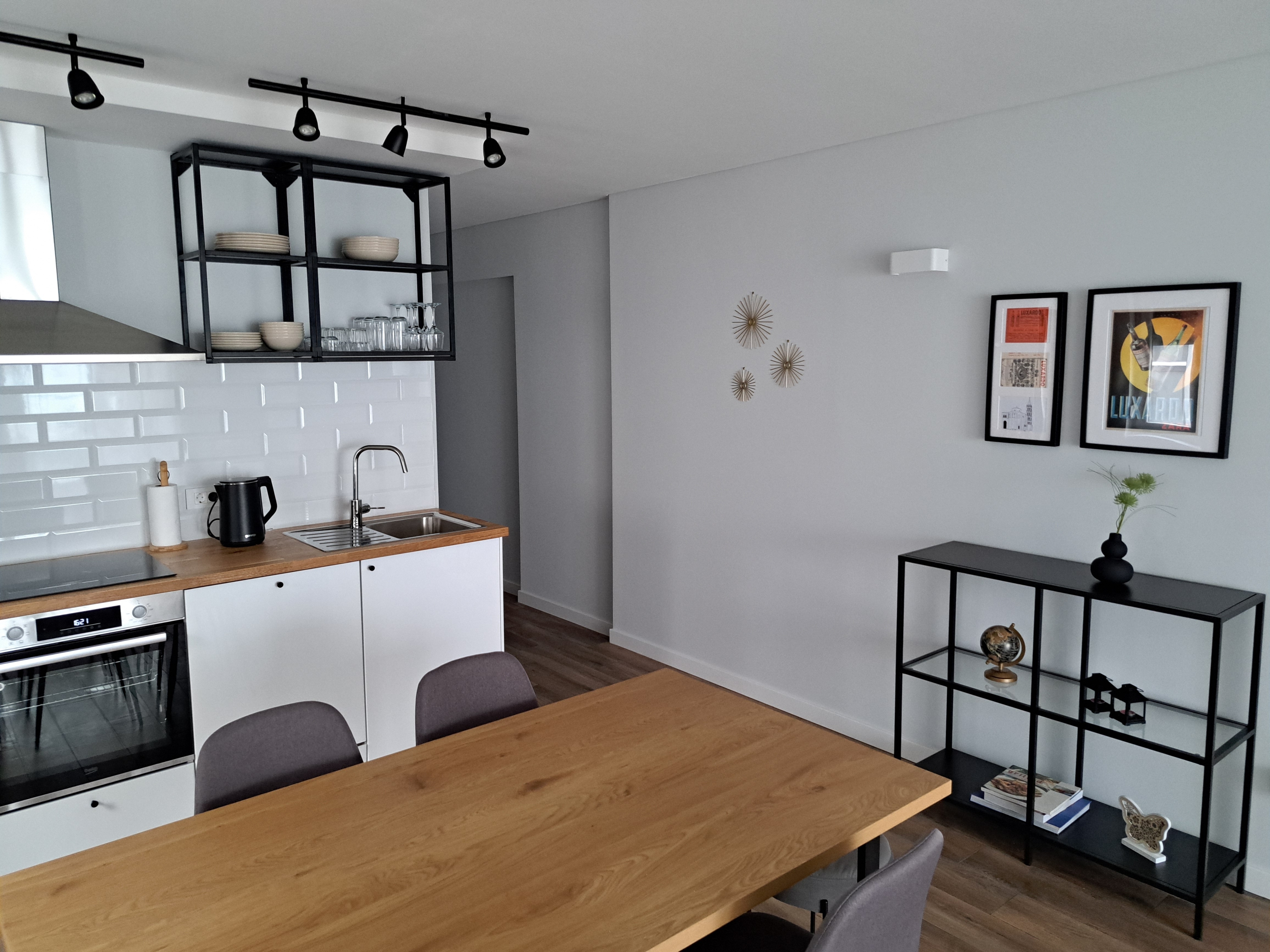 Two bedroom apartment near beach Nin, Zadar  A-b