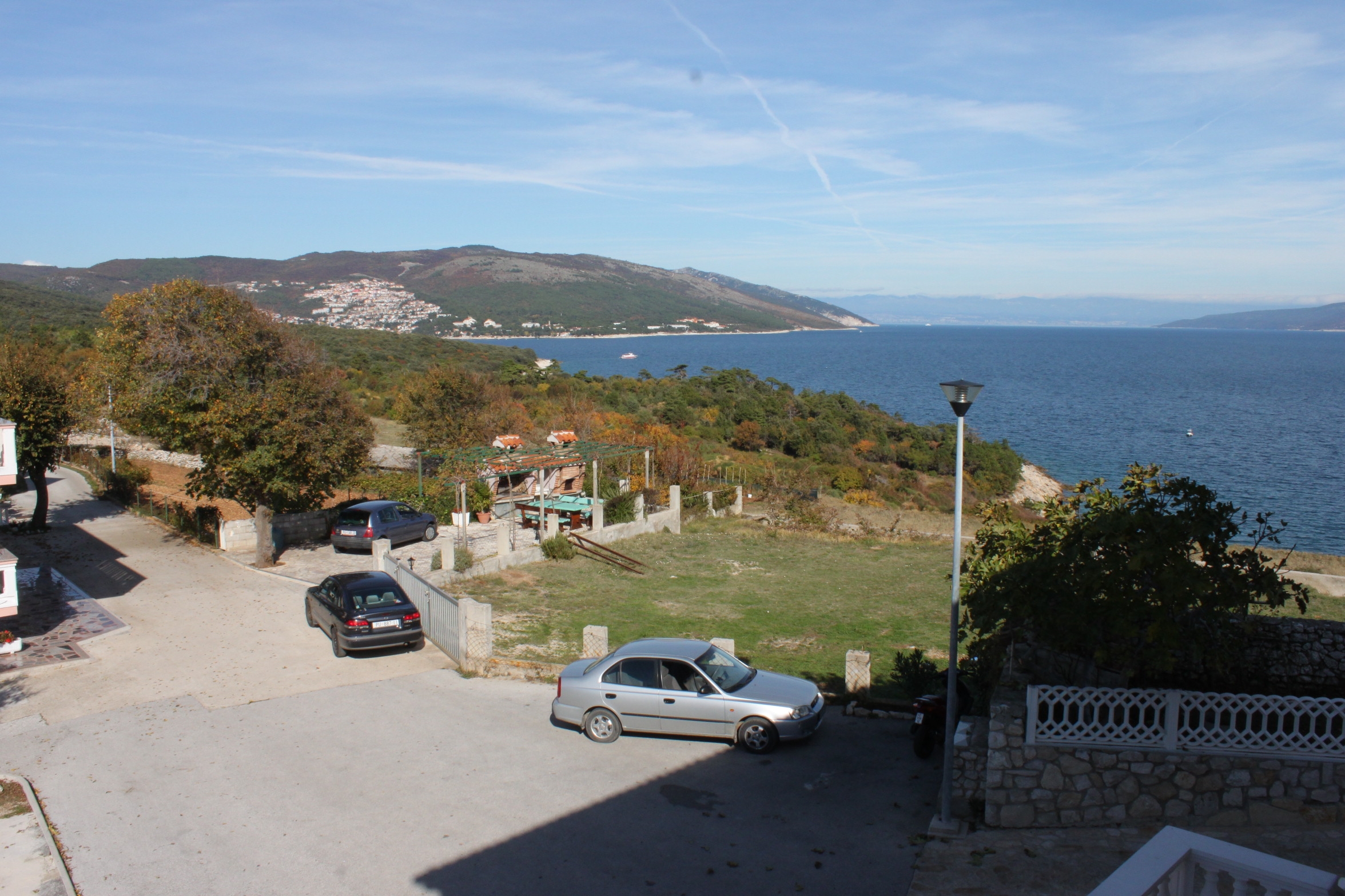 One bedroom apartment with terrace and sea view Duga Luka (Prtlog), Labin  A-c