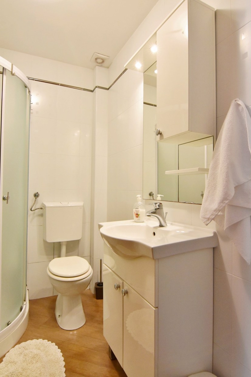 One bedroom apartment with terrace Umag  A-b