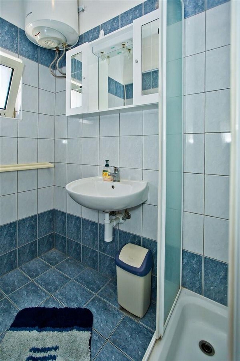 One bedroom apartment with terrace Hvar  A-a
