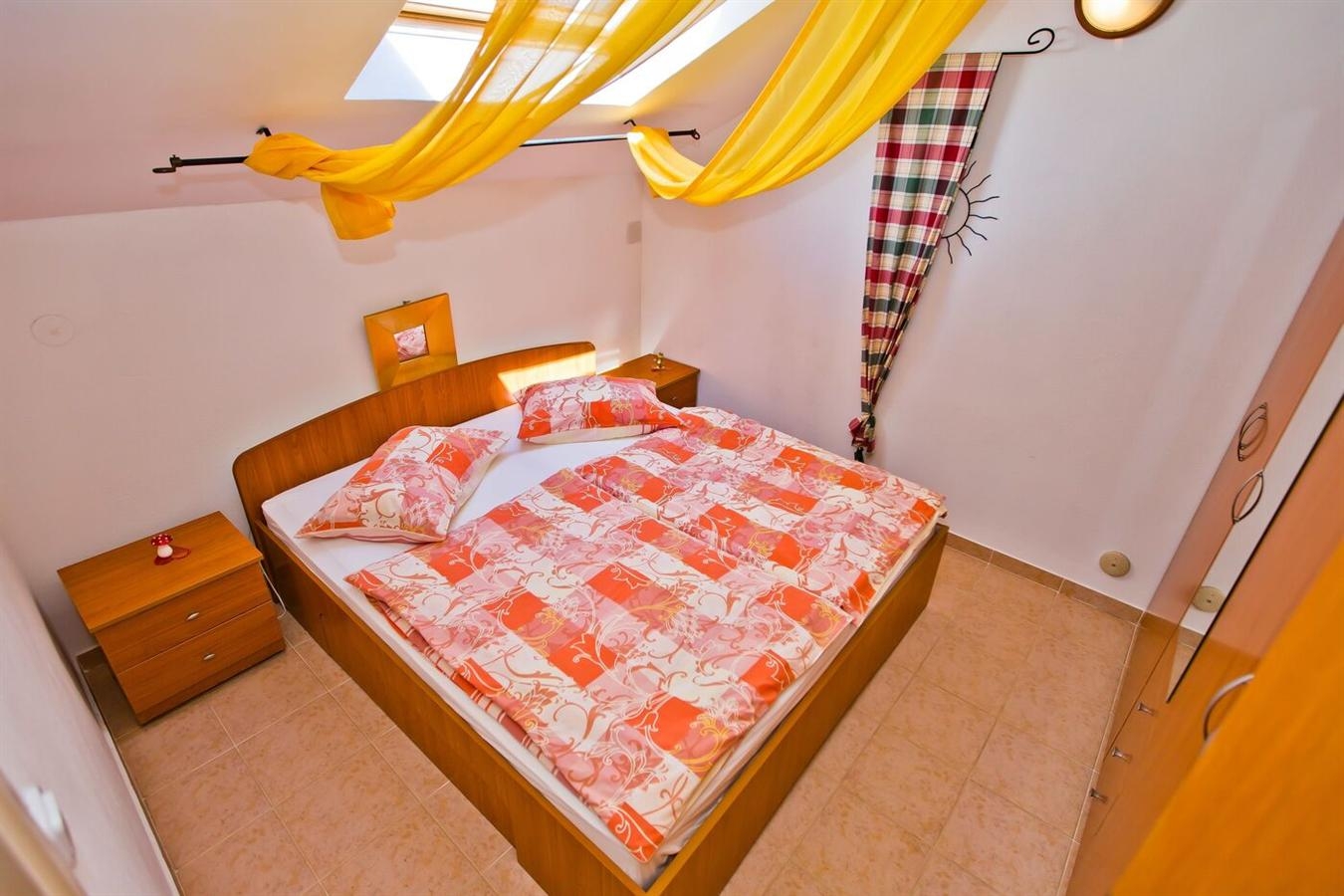 One bedroom apartment with balcony and sea view Hvar  A-c