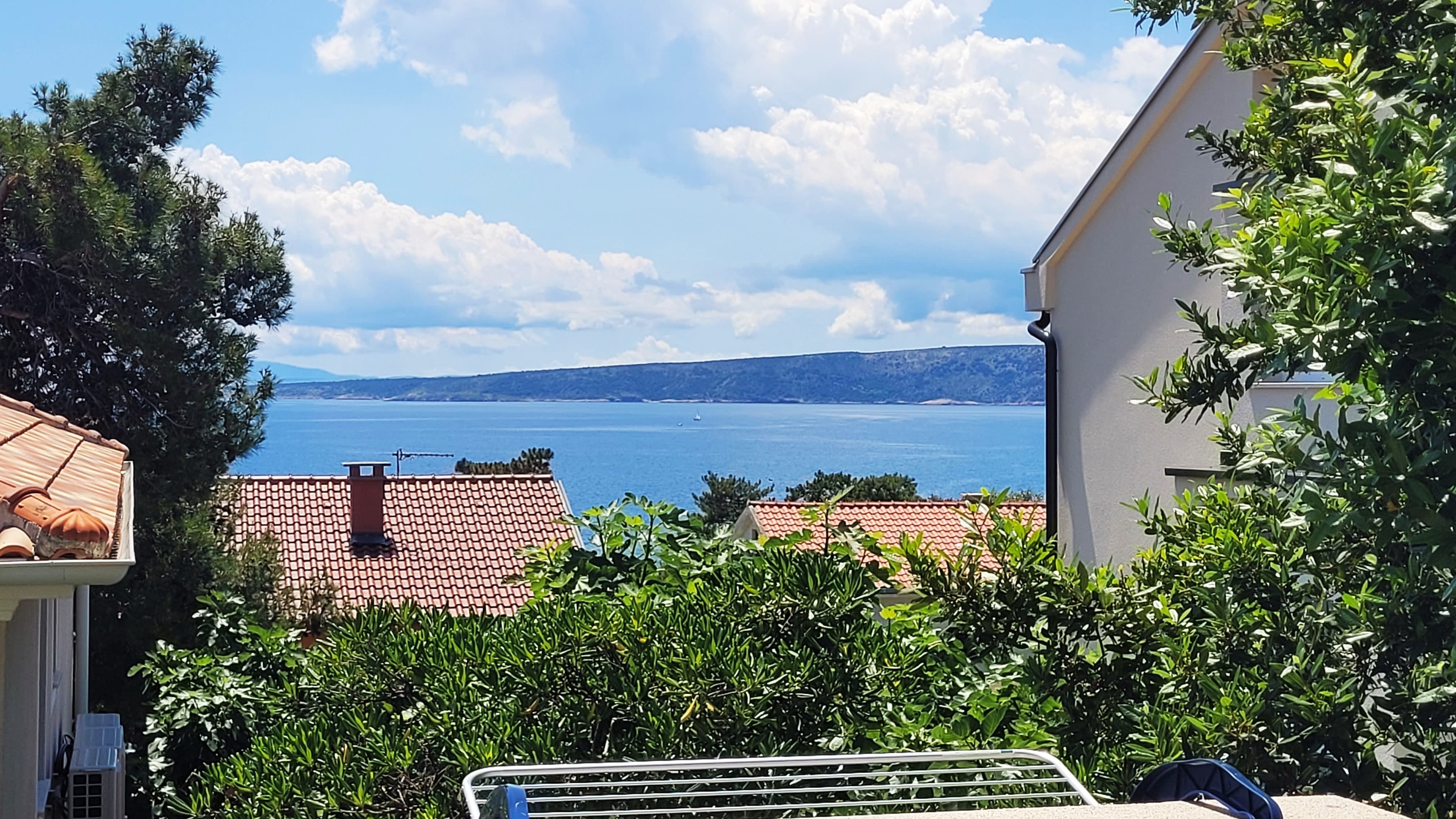 Two bedroom apartment with terrace and sea view Krk  A-a