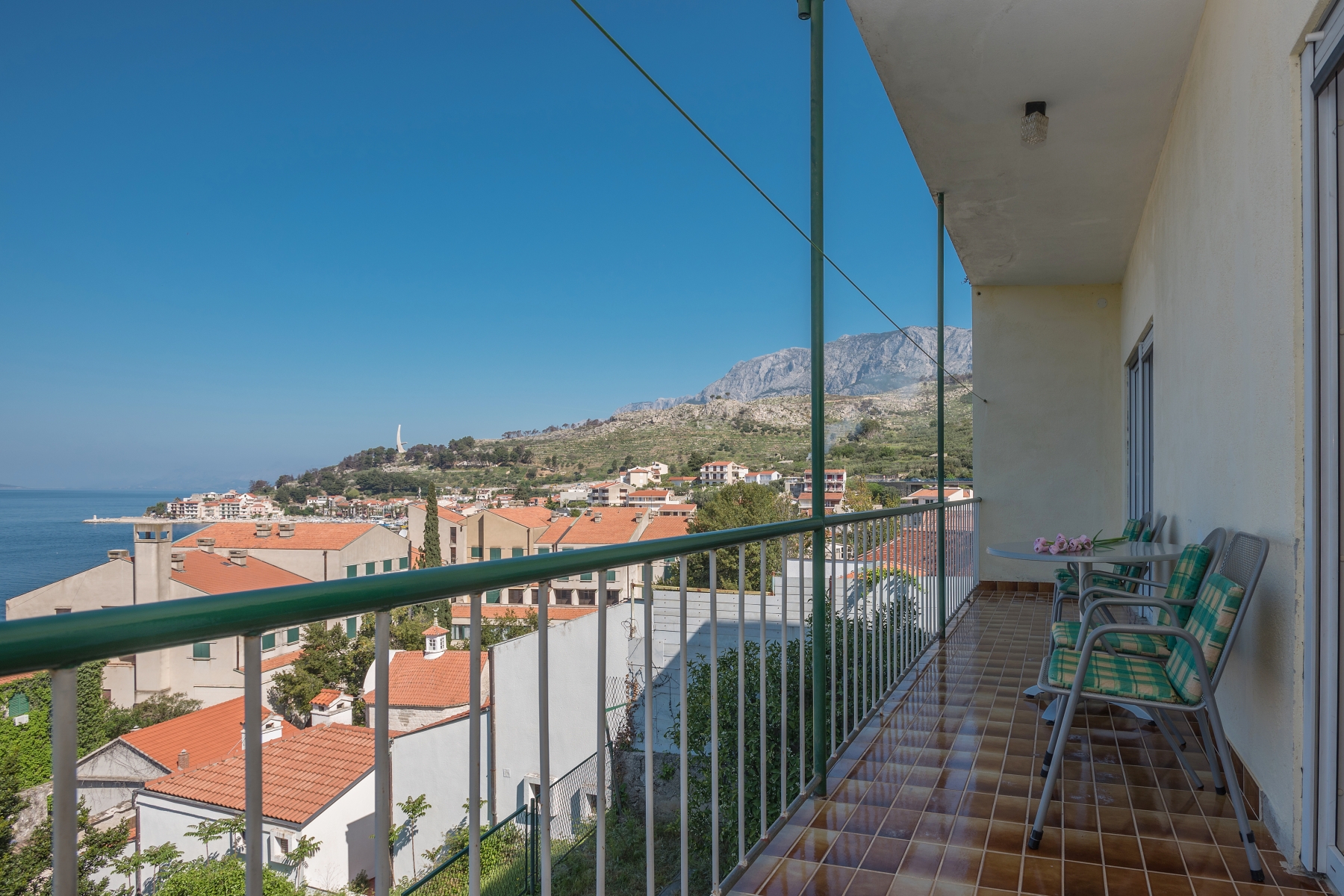 Three bedroom apartment with terrace and sea view Podgora, Makarska  A-a