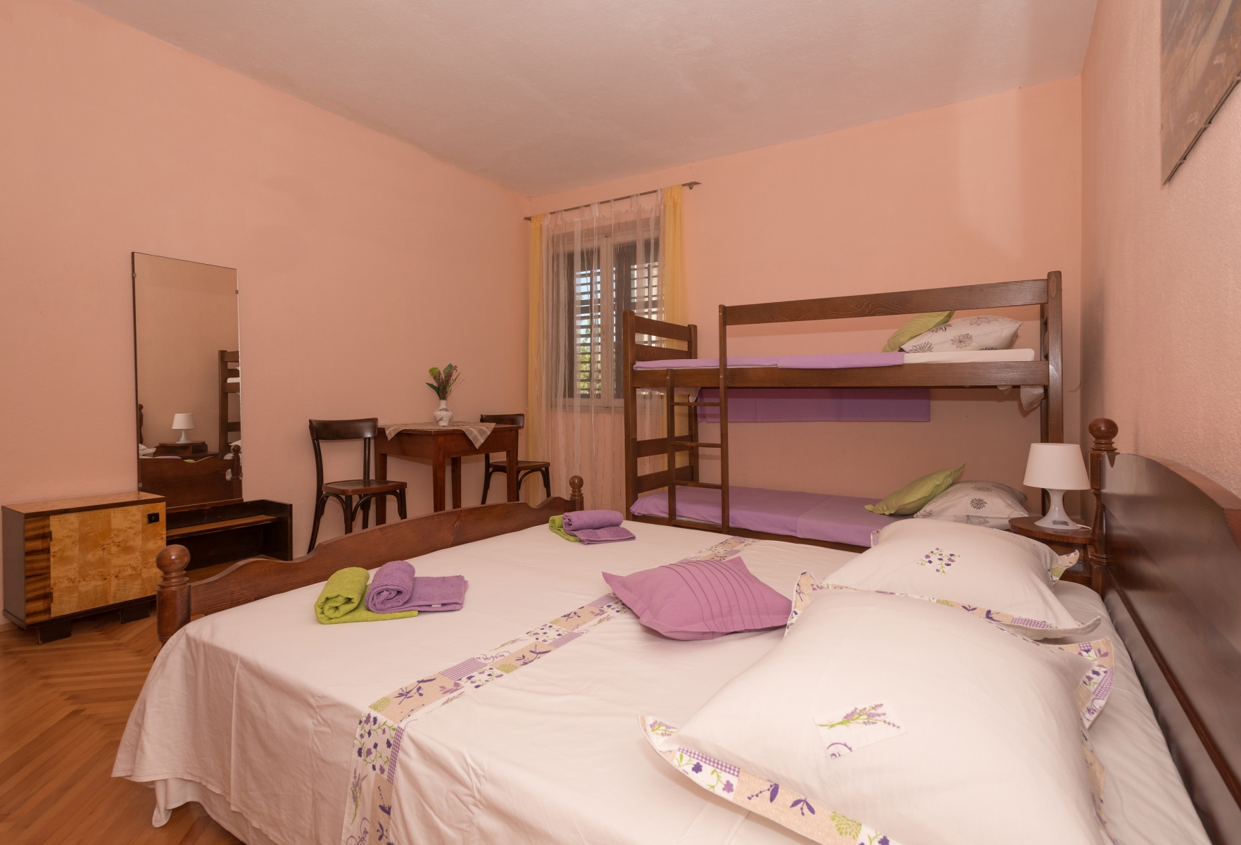 Three bedroom apartment with terrace and sea view Podgora, Makarska  A-a