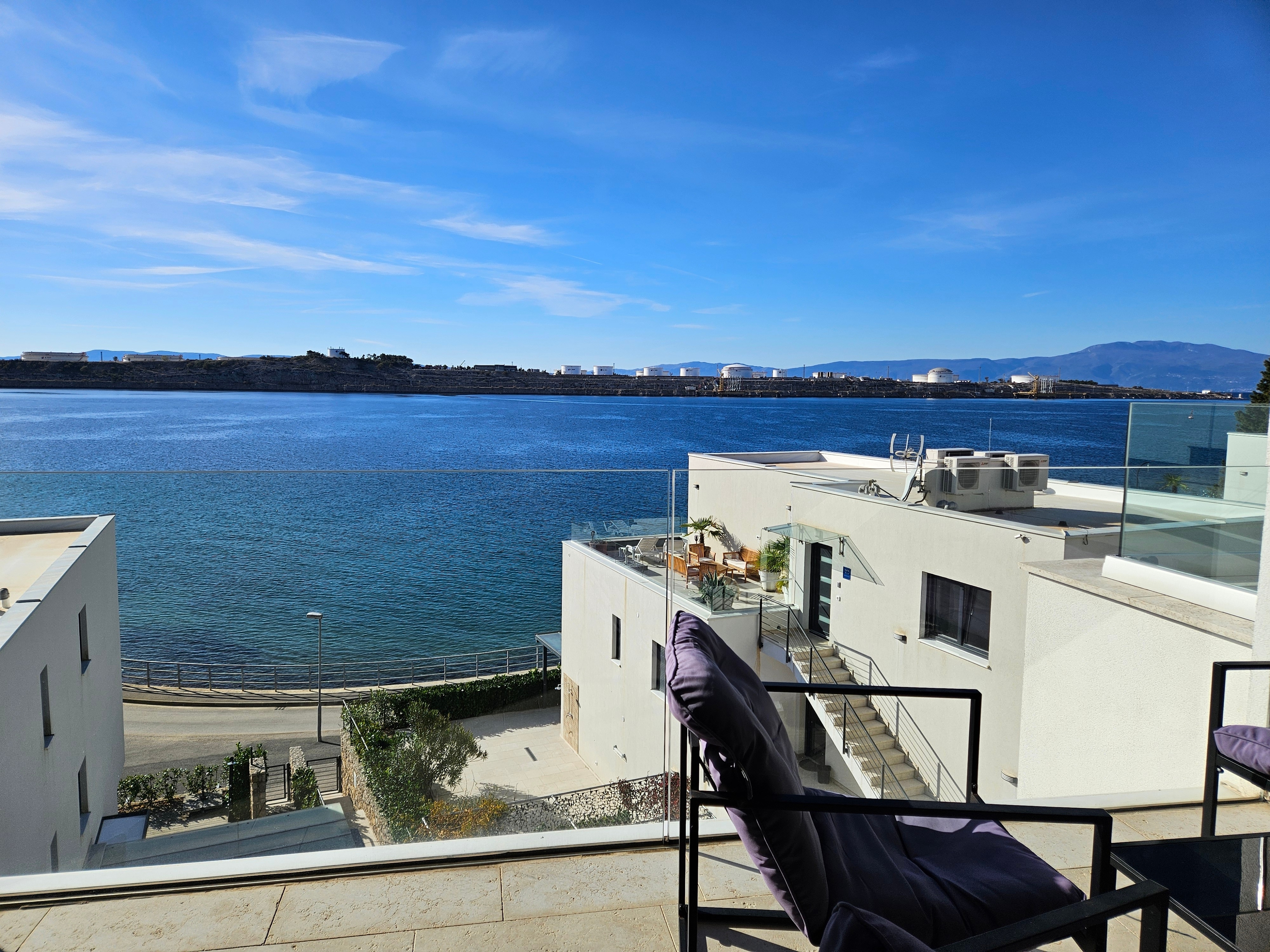 Two bedroom apartment near beach Omišalj, Krk  A-a