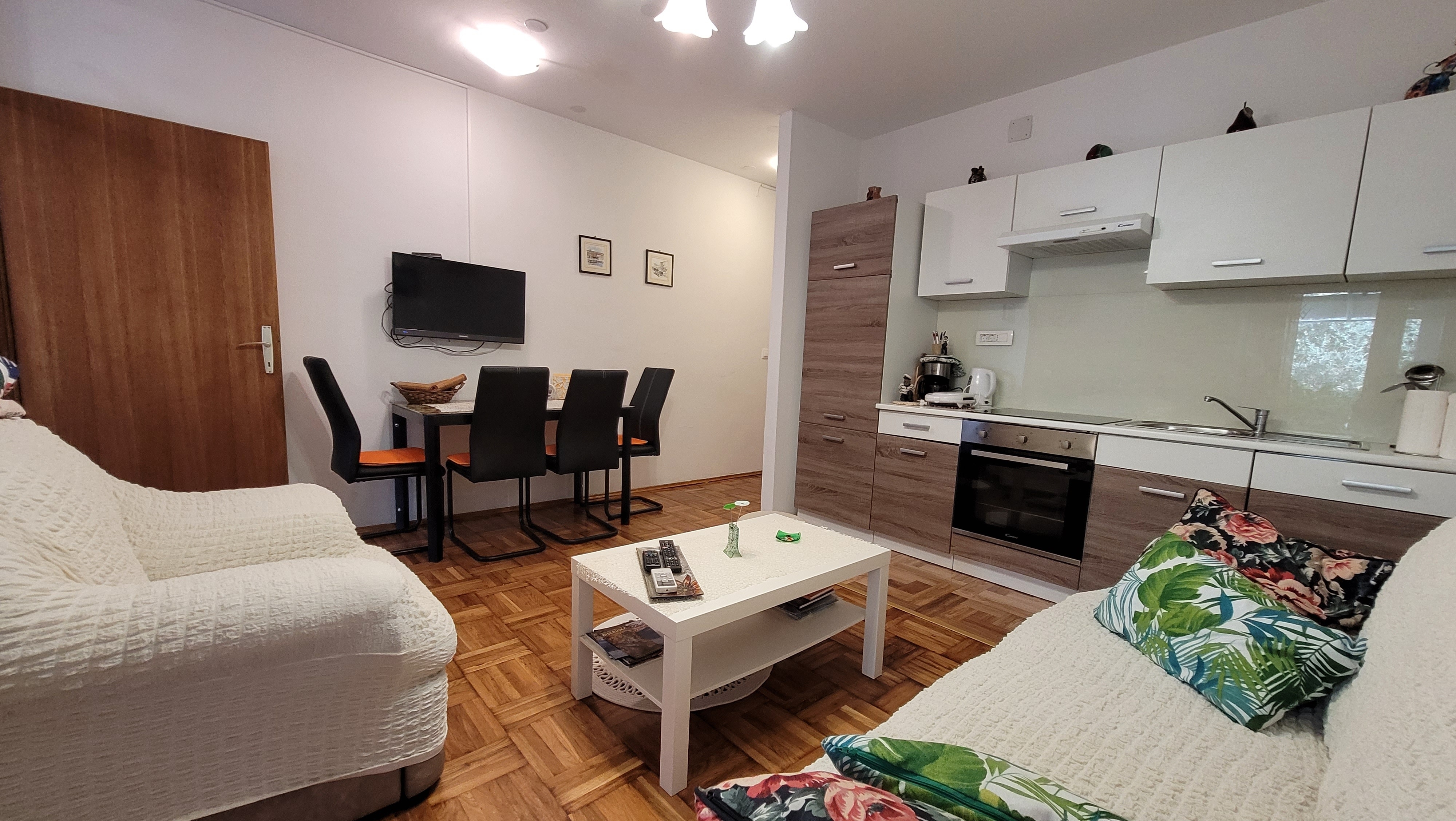 One bedroom apartment with balcony Njivice, Krk (A-23682-a) One bedroom apartment with balcony Njivice, Krk (A-23682-a)