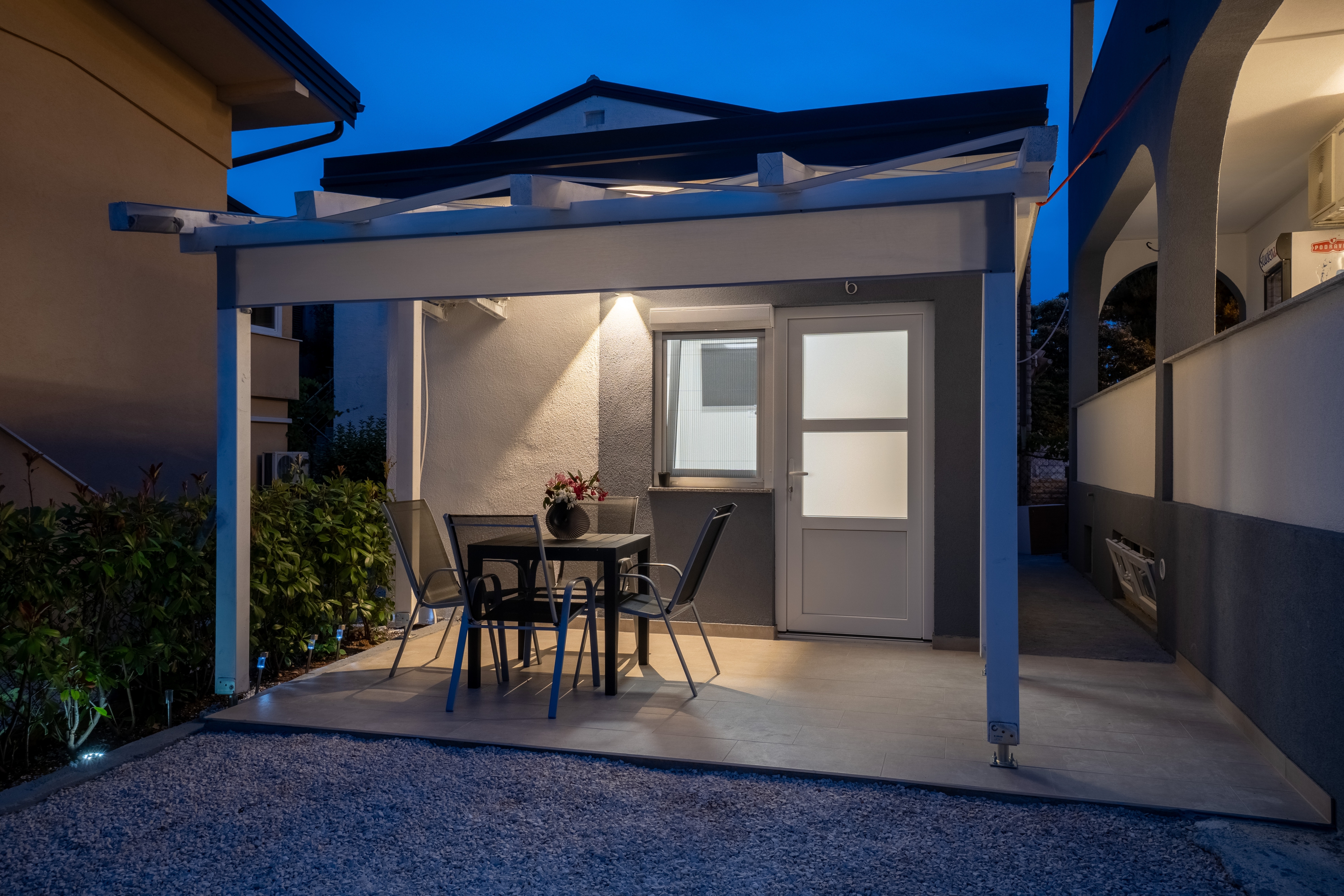 One bedroom apartment with terrace Vir  A-a