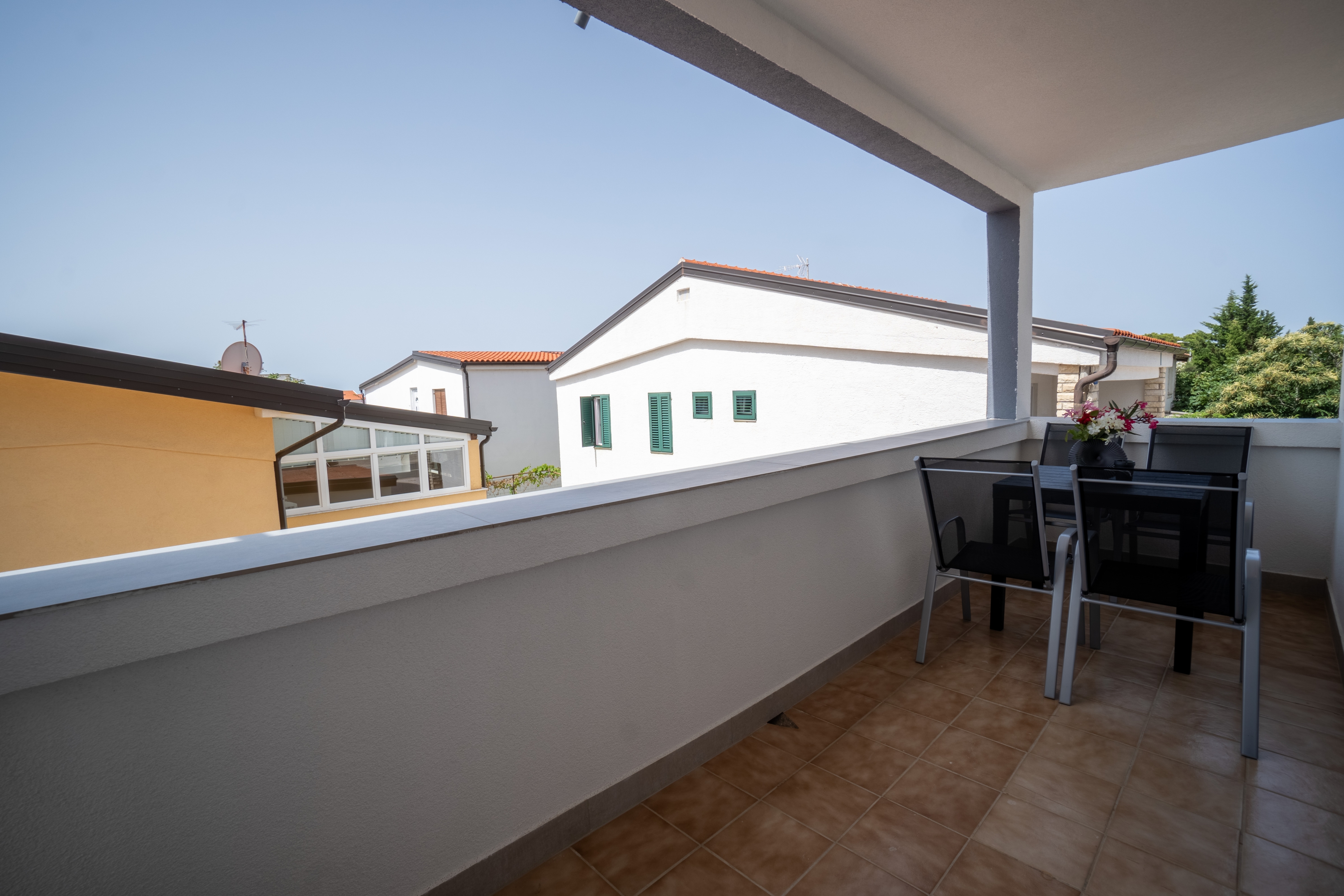 One bedroom apartment with balcony Vir  A-b