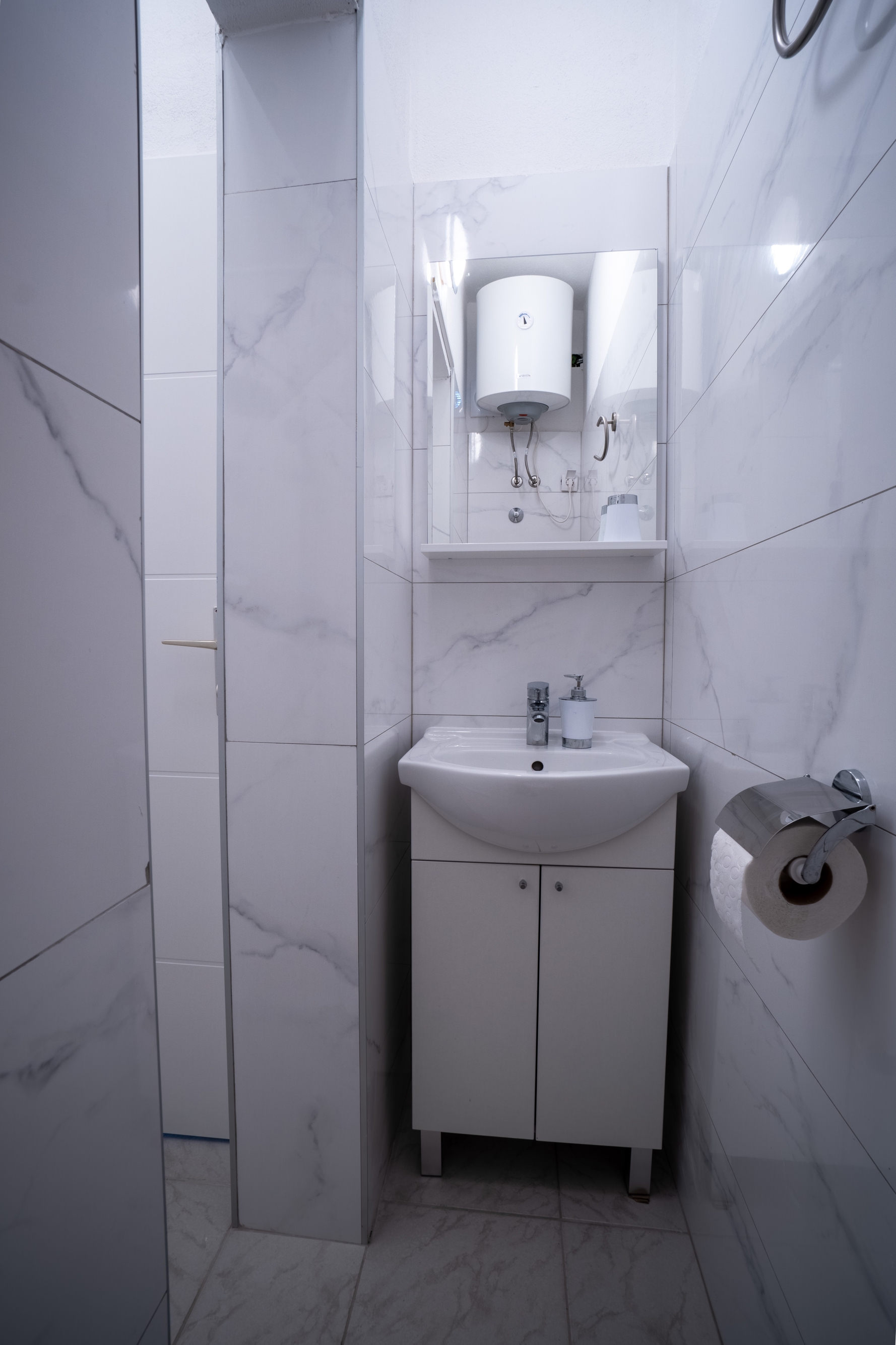 One bedroom apartment with balcony and sea view Vir  A-c