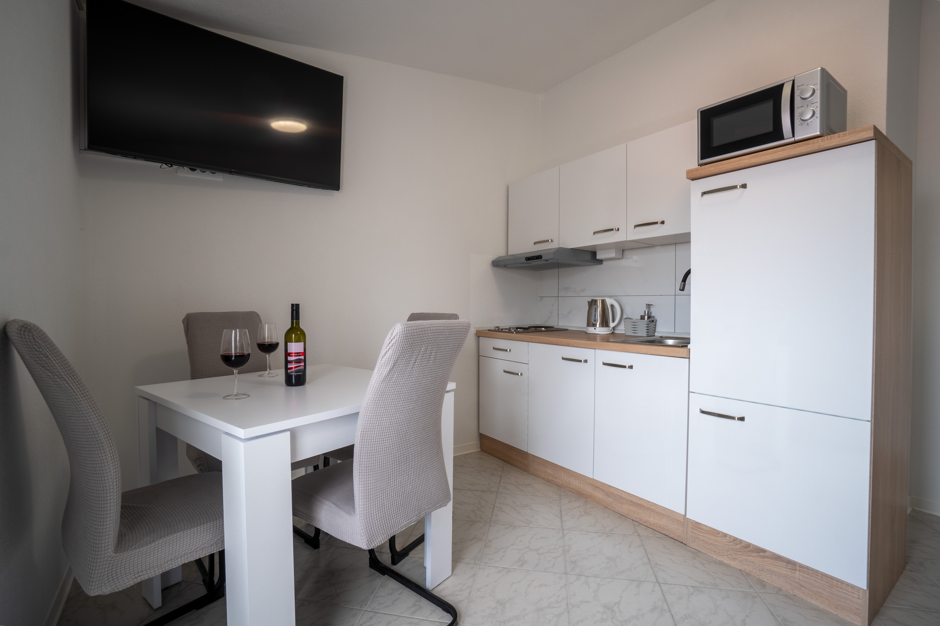 One bedroom apartment with balcony and sea view Vir  A-c