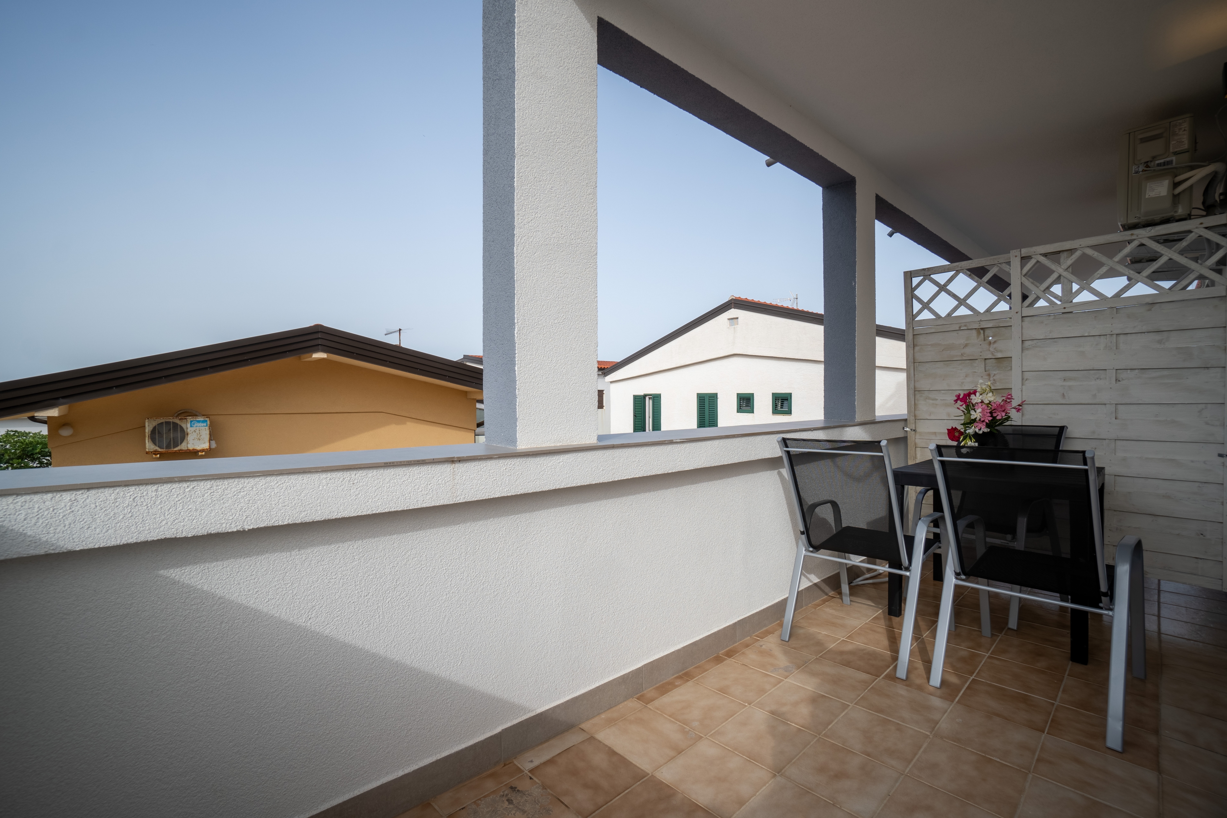 Studio flat with balcony Vir  AS-b