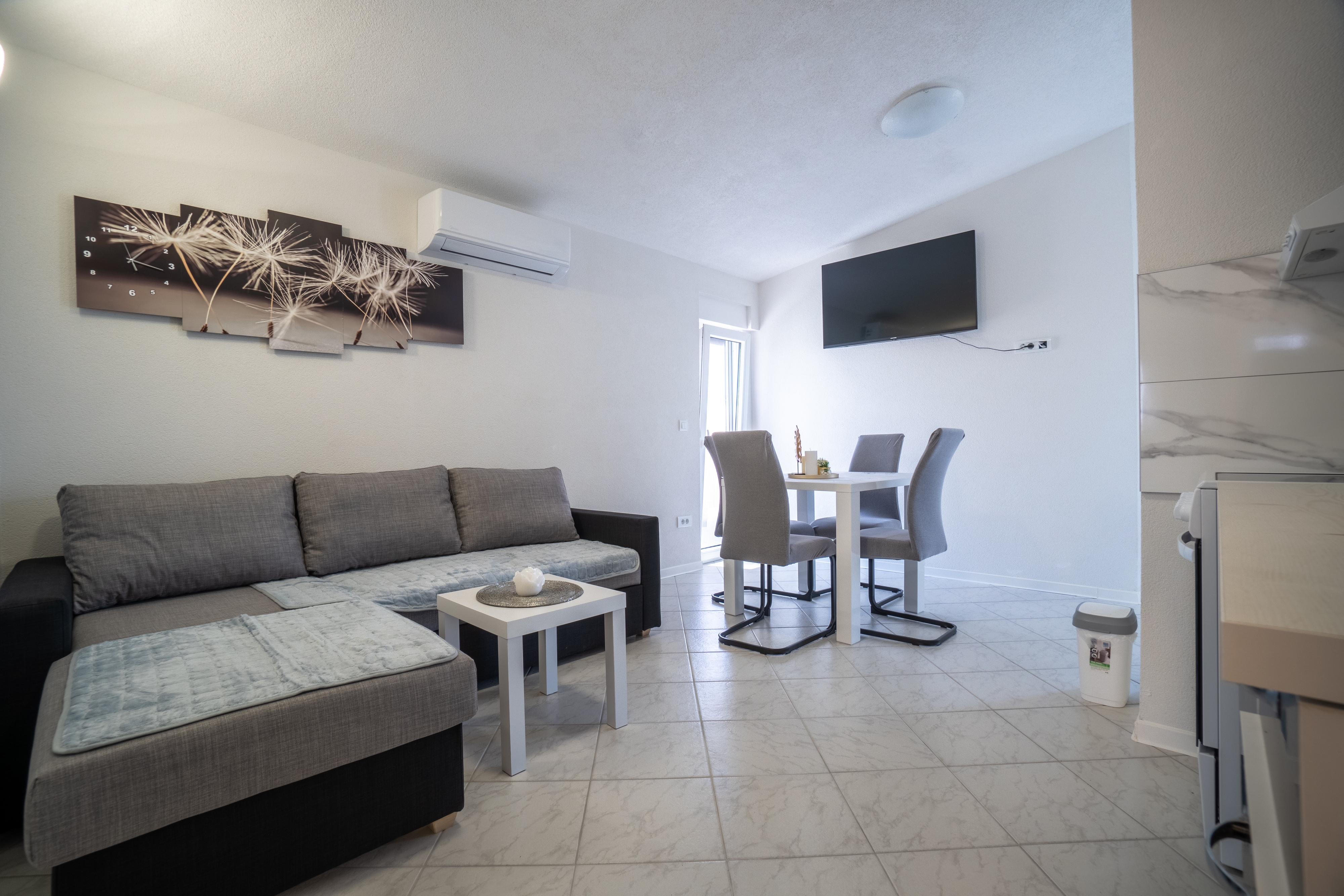 Two bedroom apartment near beach Vir  A-d