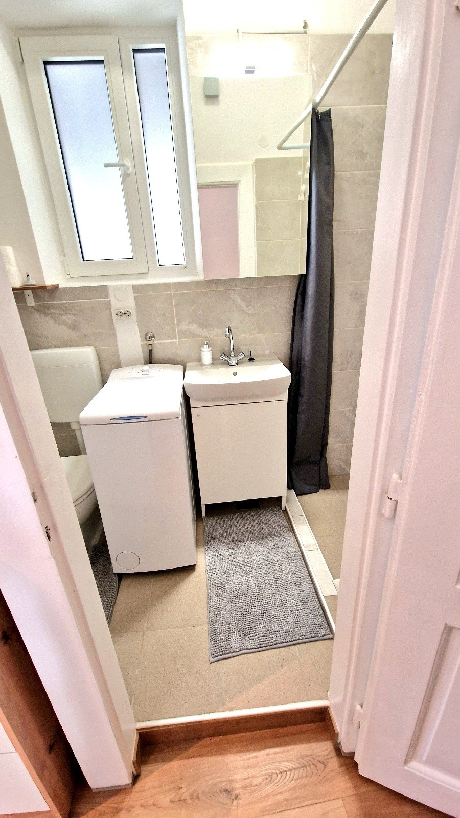 One bedroom apartment with air-conditioning Zagreb  A-a