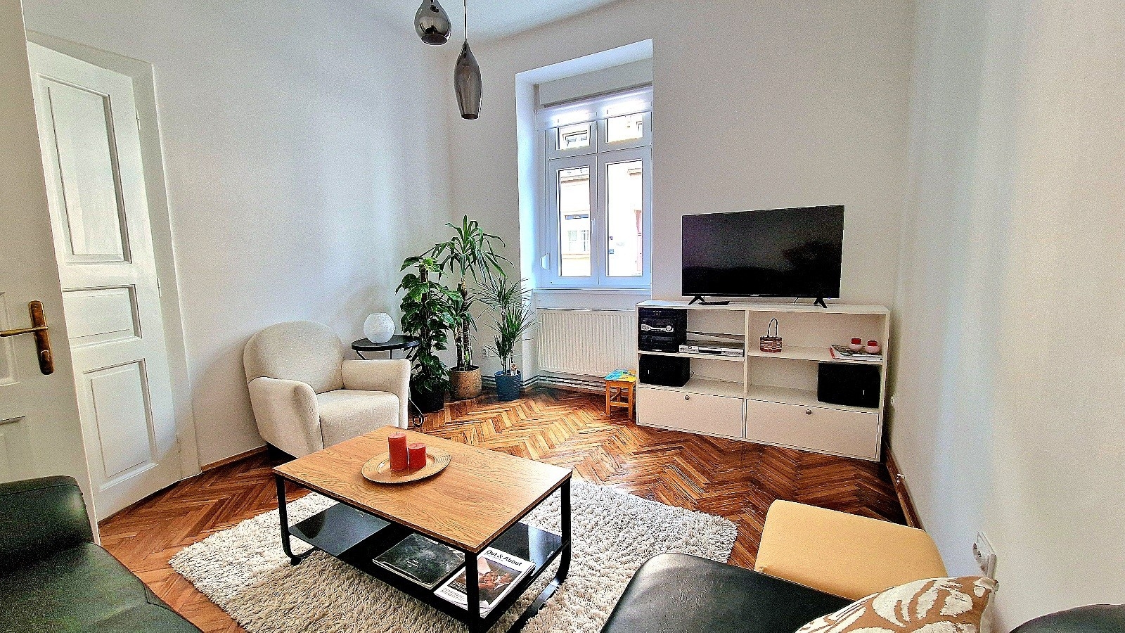 One bedroom apartment with air-conditioning Zagreb (A-23693-a)