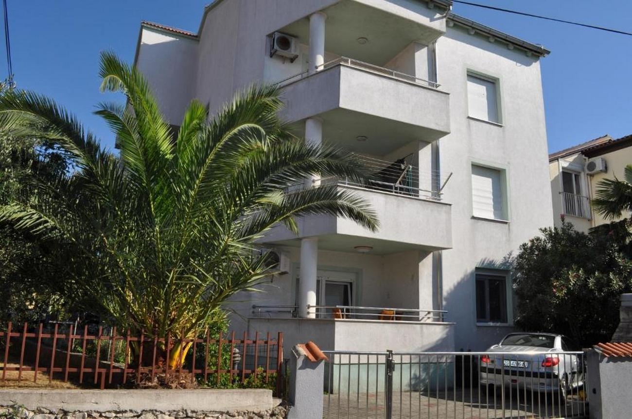 One bedroom apartment with balcony Biograd na Moru, Biograd (A-23695-a)