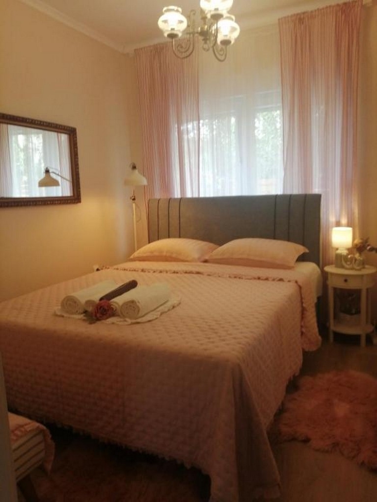 Two bedroom apartment with terrace Vodice  A-b