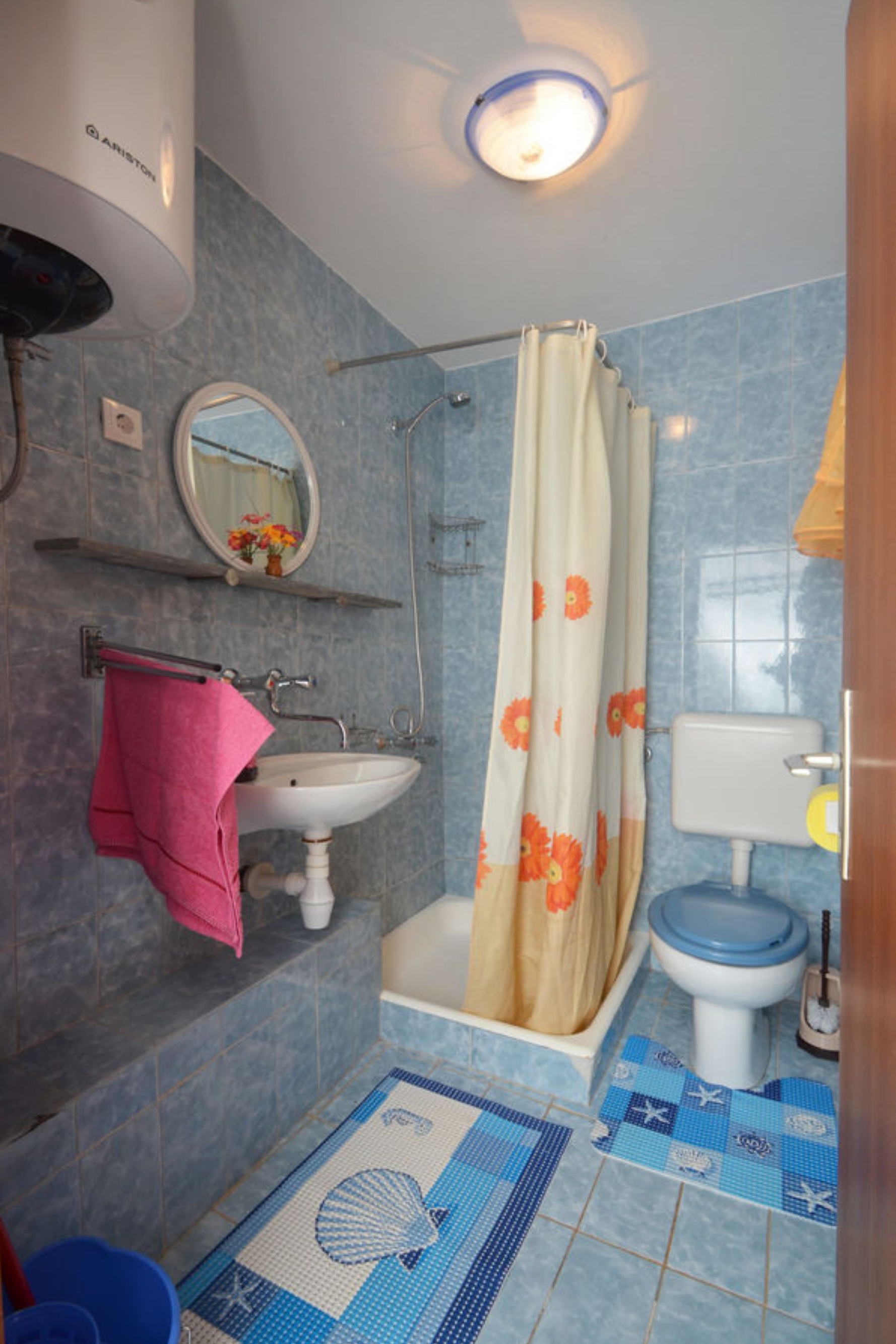 One bedroom apartment near beach Prižba, Korčula  A-a