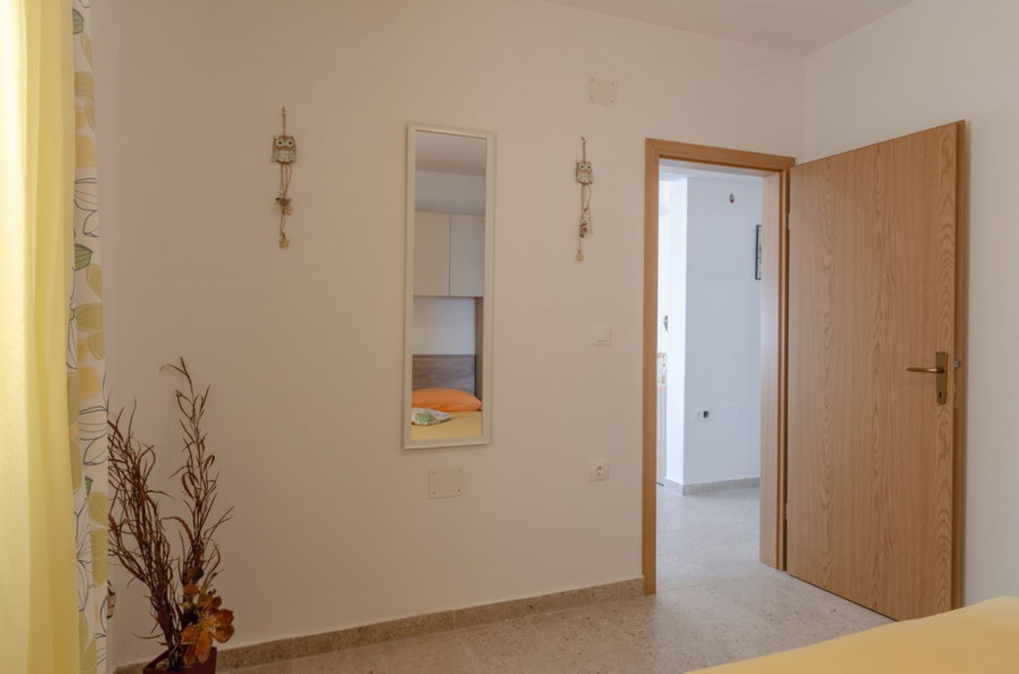One bedroom apartment near beach Prižba, Korčula  A-c