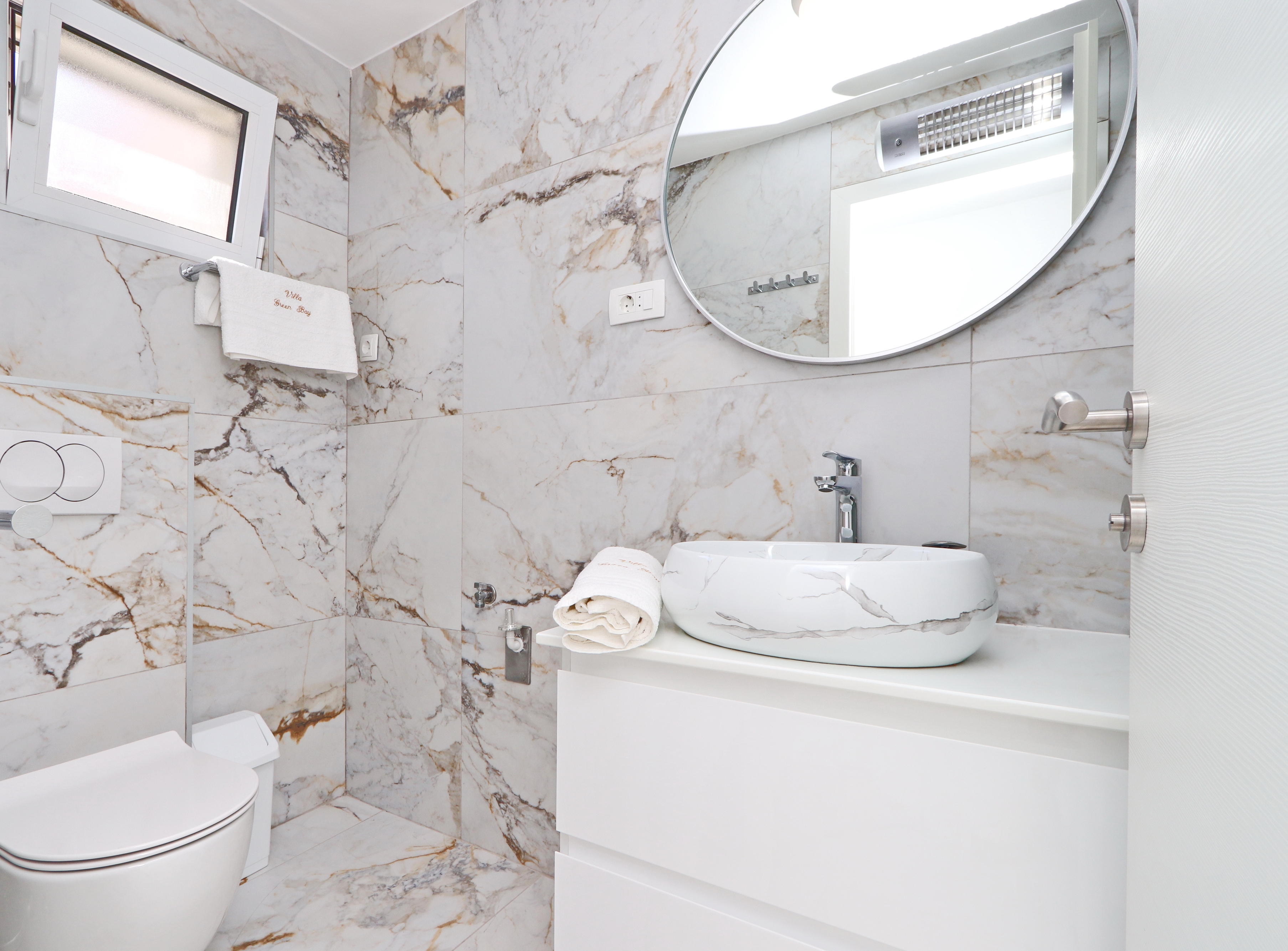 Comfortable and spacious house near beach Cove Slatina, Korčula  K