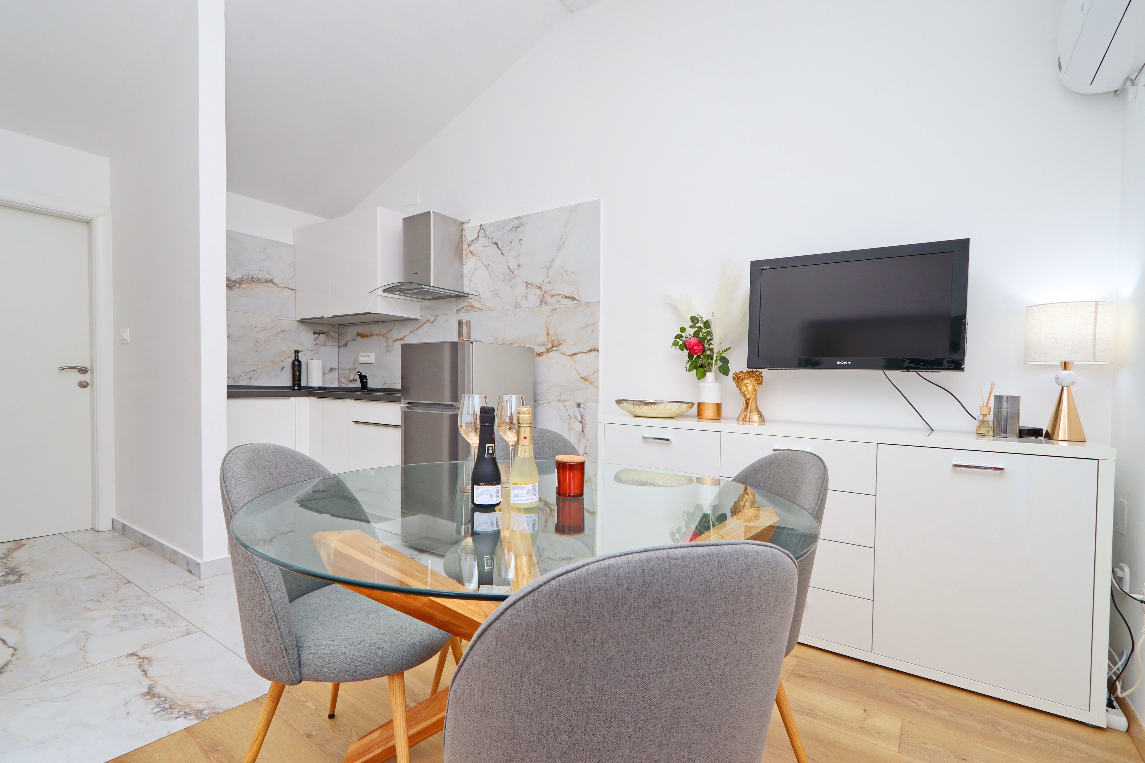 Comfortable and spacious house near beach Cove Slatina, Korčula  K